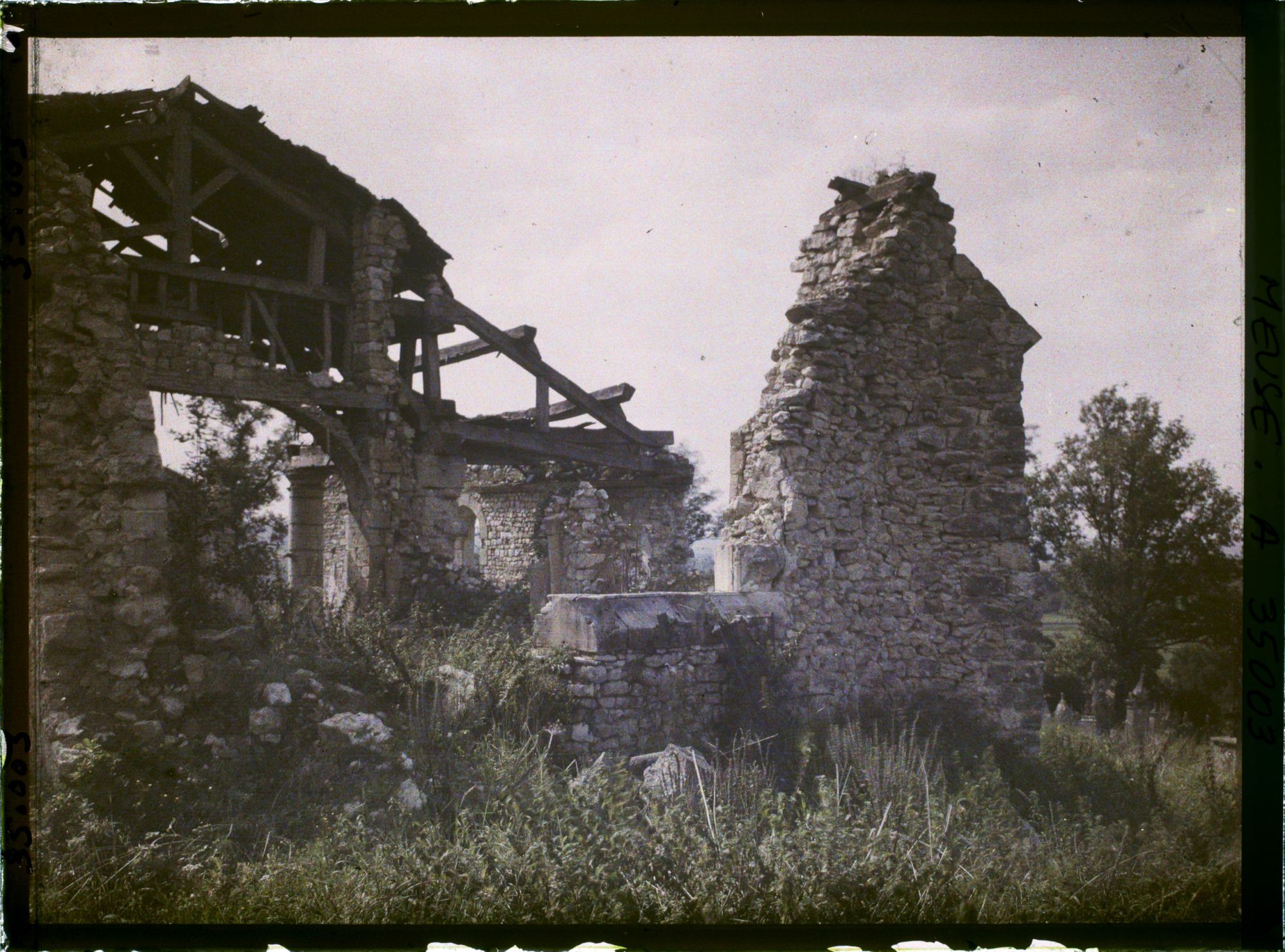 Image représentant France, Aubreville (Meuse), Vue de l'Abside