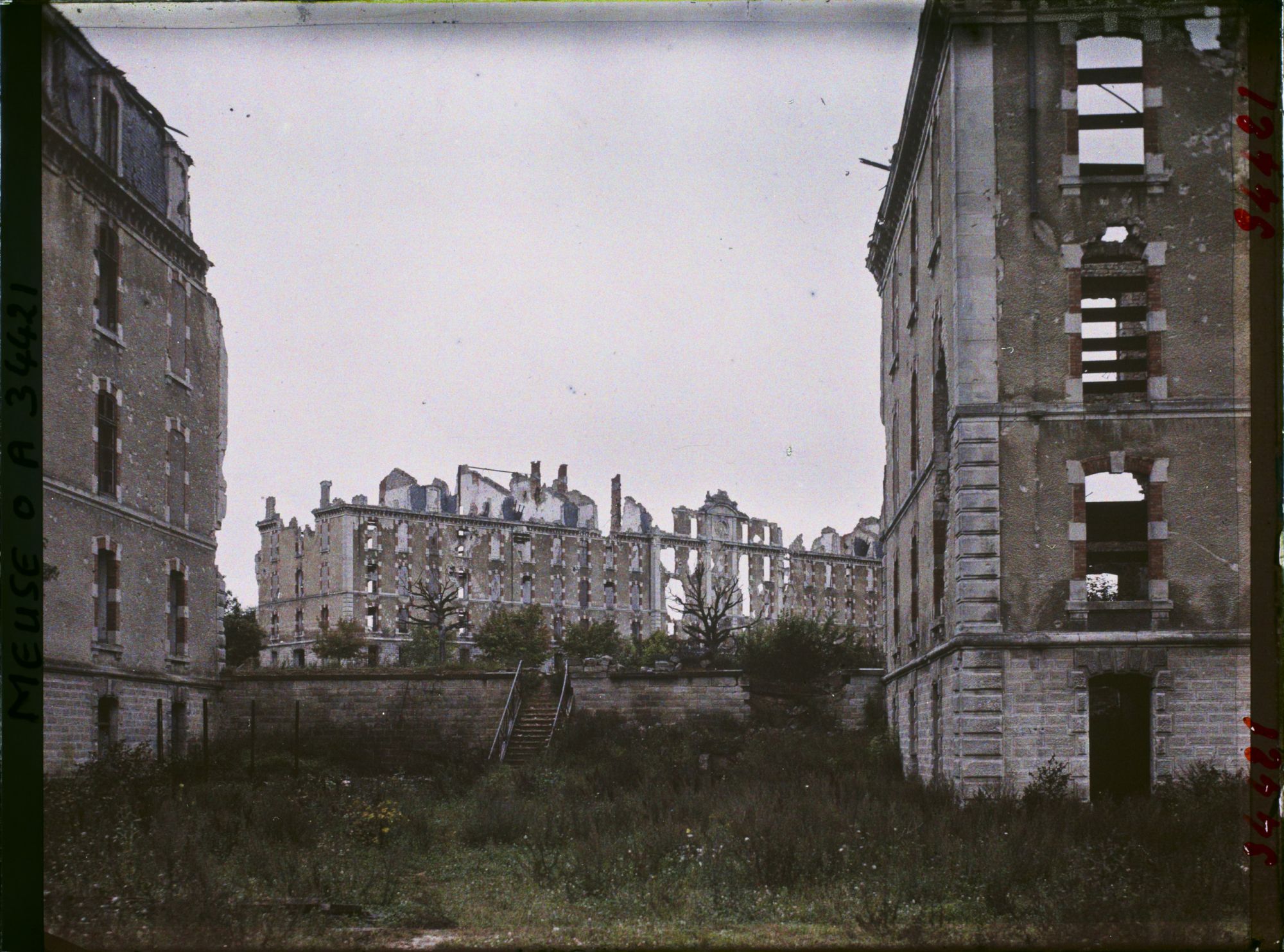 Image représentant France, Chauvoncourt, Ruines des Casernes