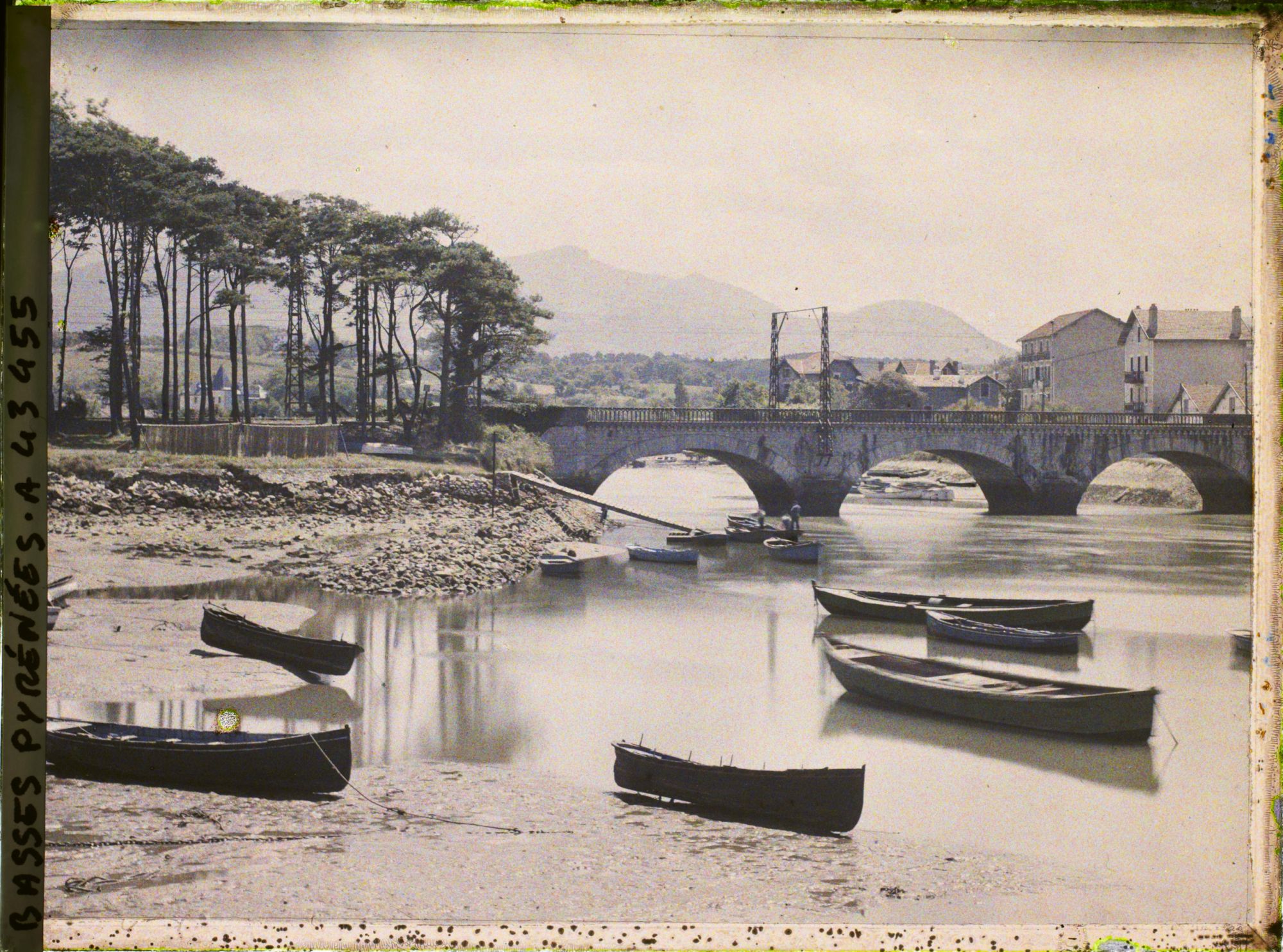 Image représentant France, Ciboure, Le Port et le Pont (Le Pont s/ la Nivelle)