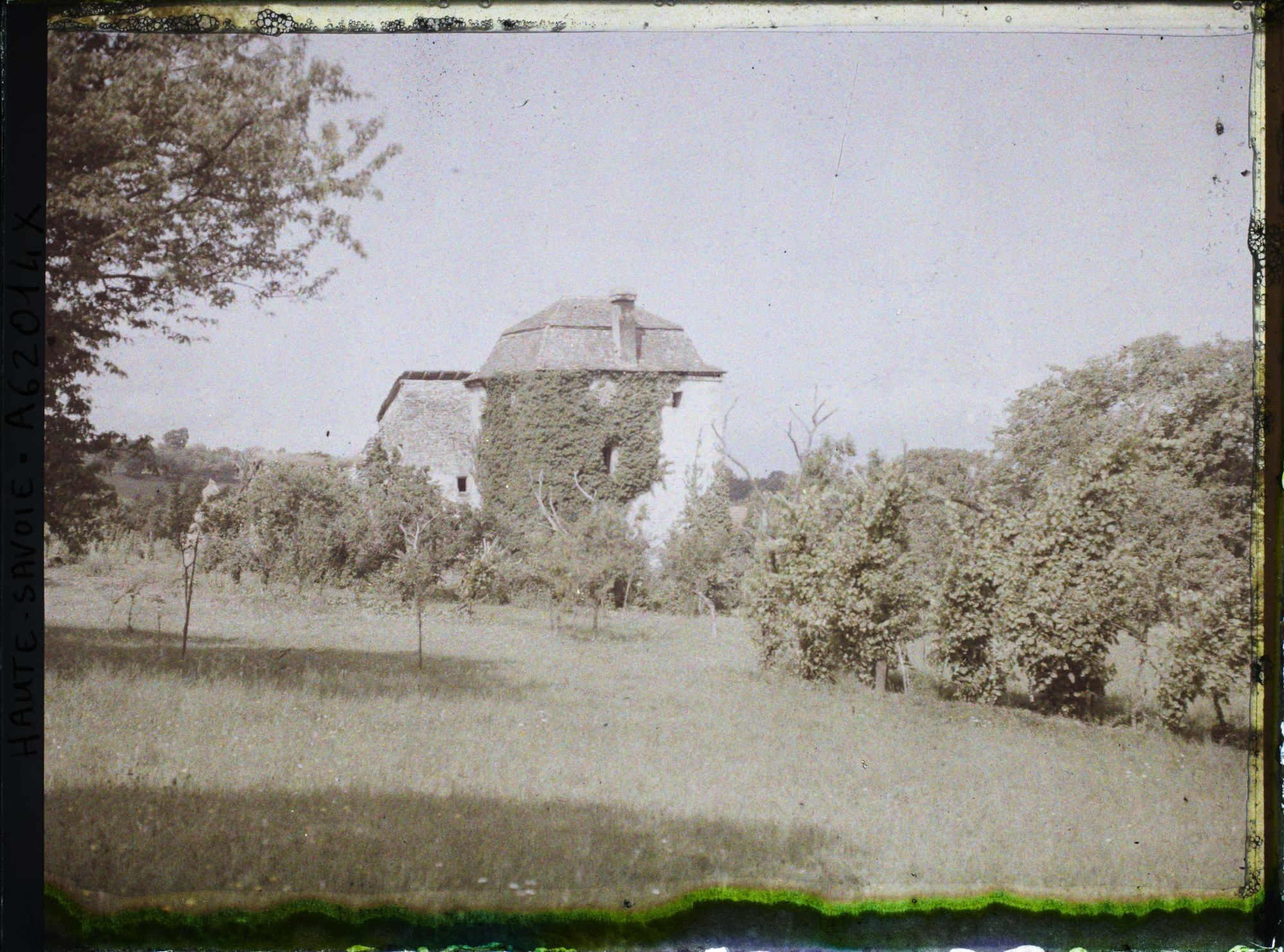 Image représentant La maison forte de Chatillon