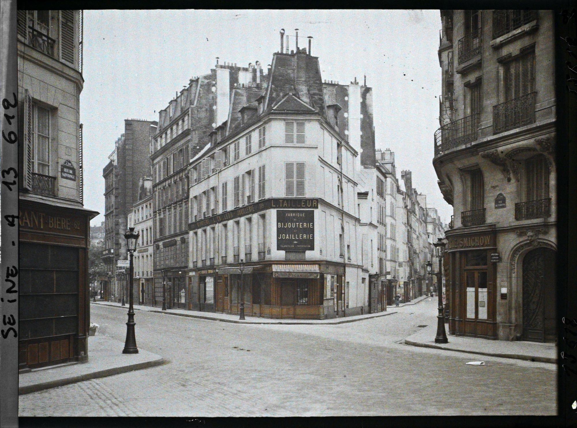Image représentant La rue de Saintonge et la rue de Turenne