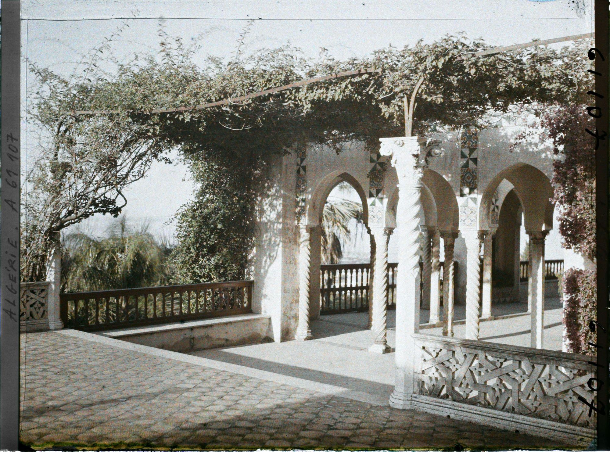 Image représentant Le pavillon mauresque du Palais d'été