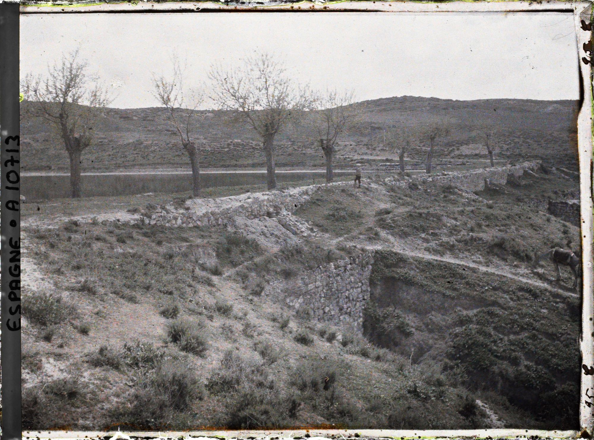 Image représentant Espagne, Aranjuez, La Vieille digue de la mer d'Ontigola (Mar de Ontigola) à l'Est d'Aranjuez