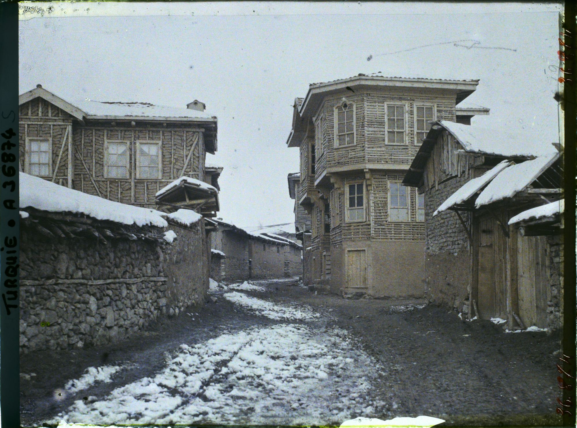 Image représentant Turquie, Boz-Oyuk, Type de nouvelles maisons