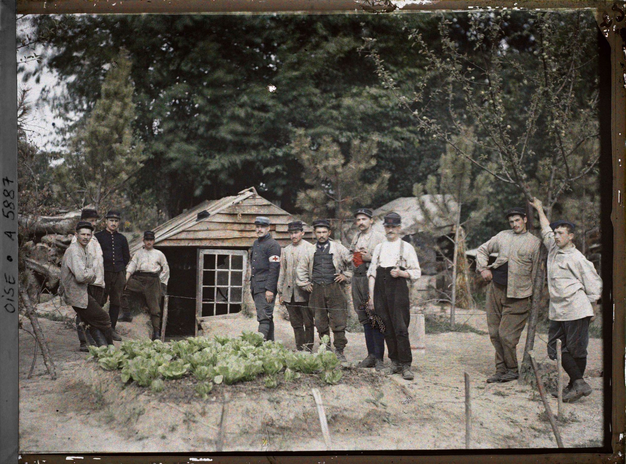 Image représentant France, Conchy les Pots, Gourbis d'artilleurs du 36e à Conchy-les-Pots