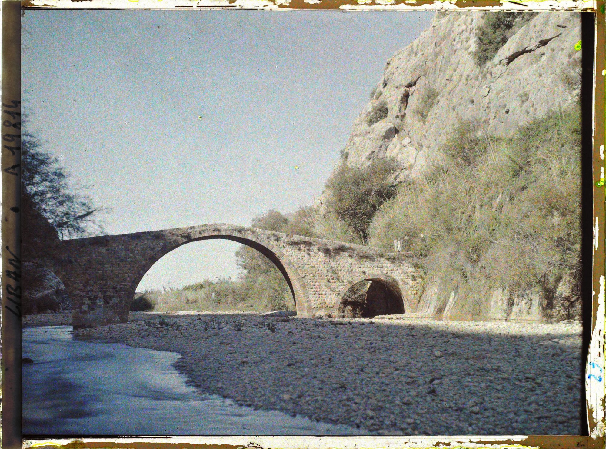 Image représentant Pont arabe dans les gorges du Nahr-el-kelb
