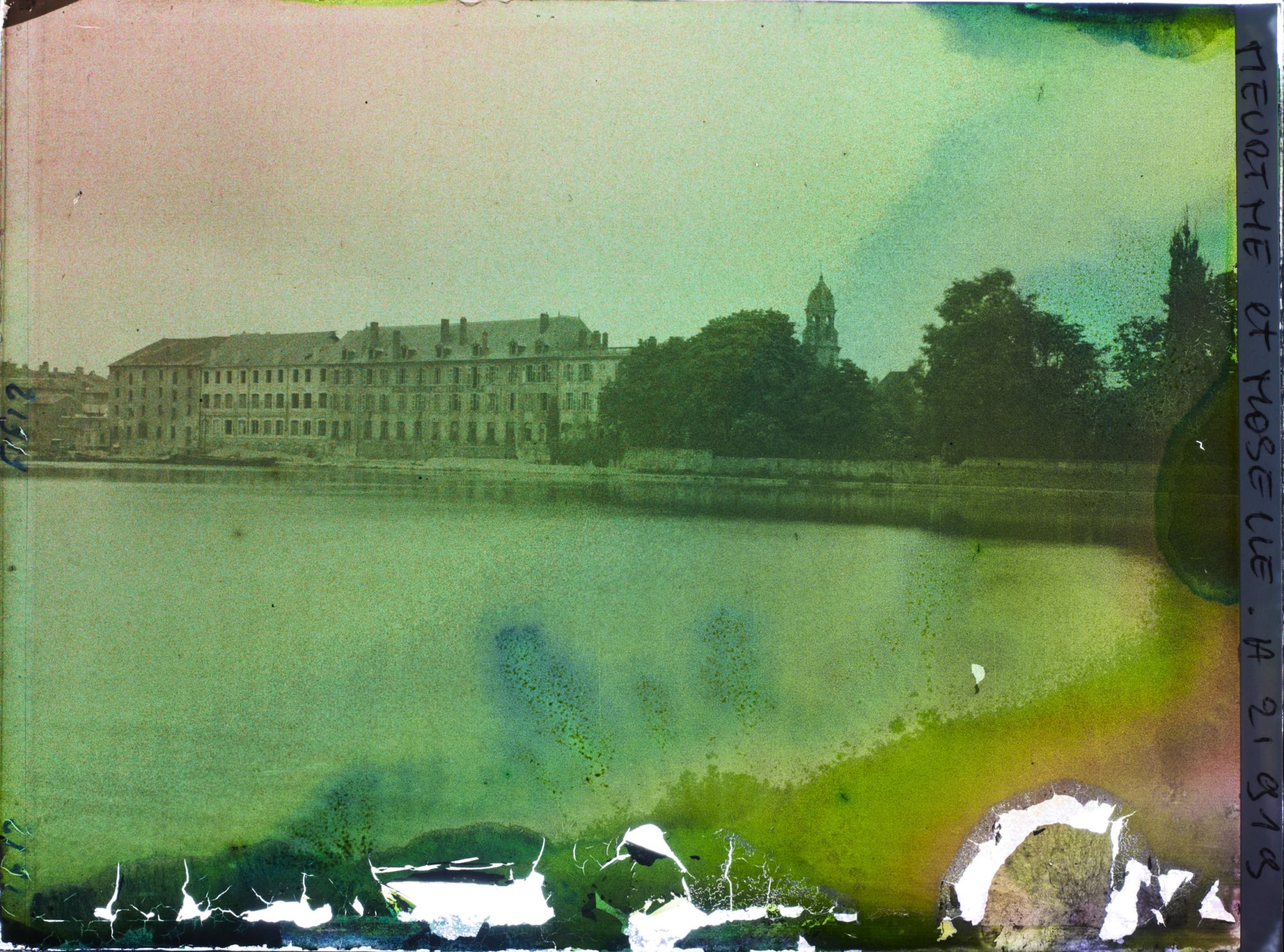Image représentant France, Pont à Mousson, Ecole Supérieure de jeunes filles et la Moselle