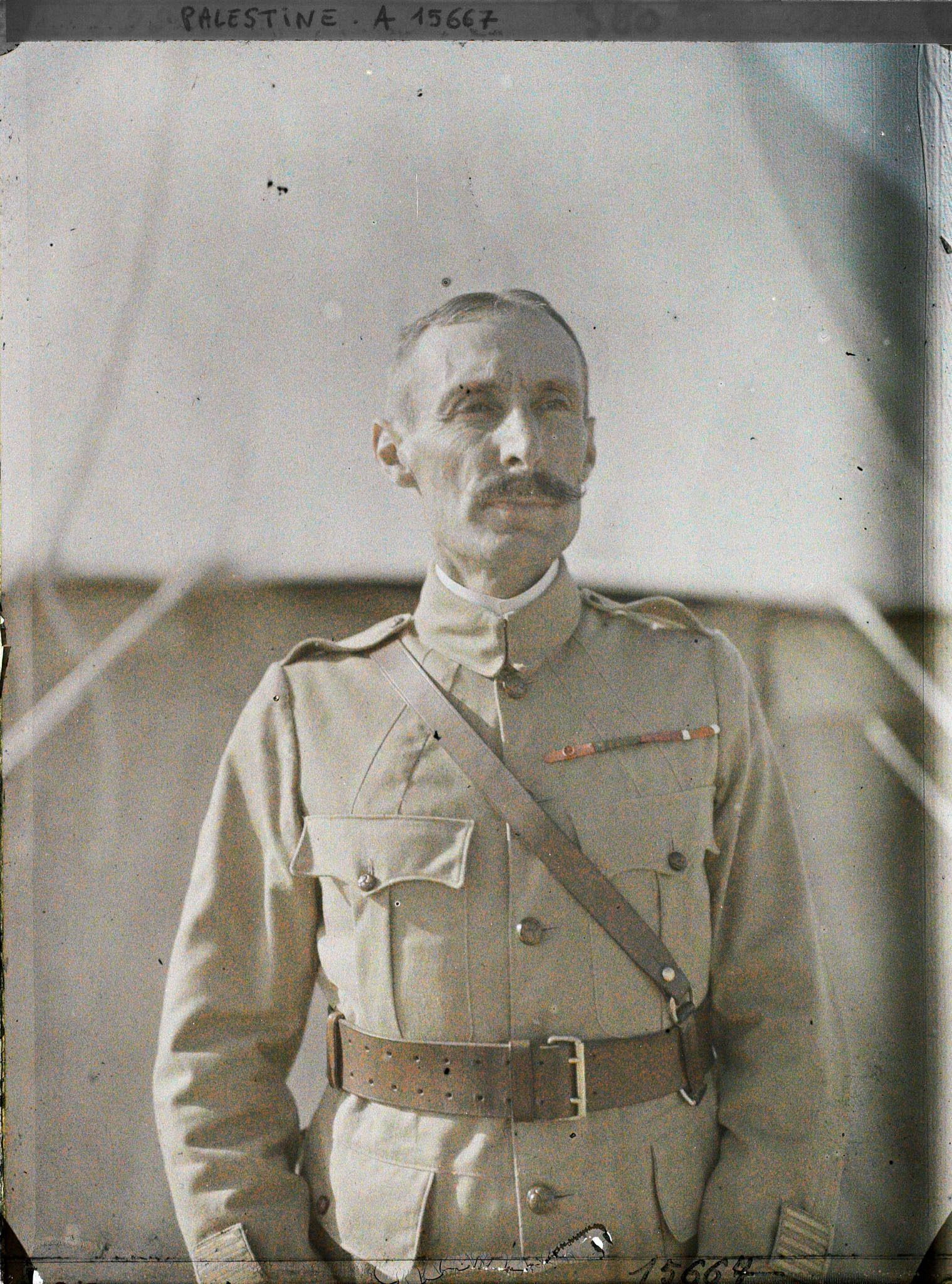 Image représentant Le Colonel Jean Philpin de Piépape