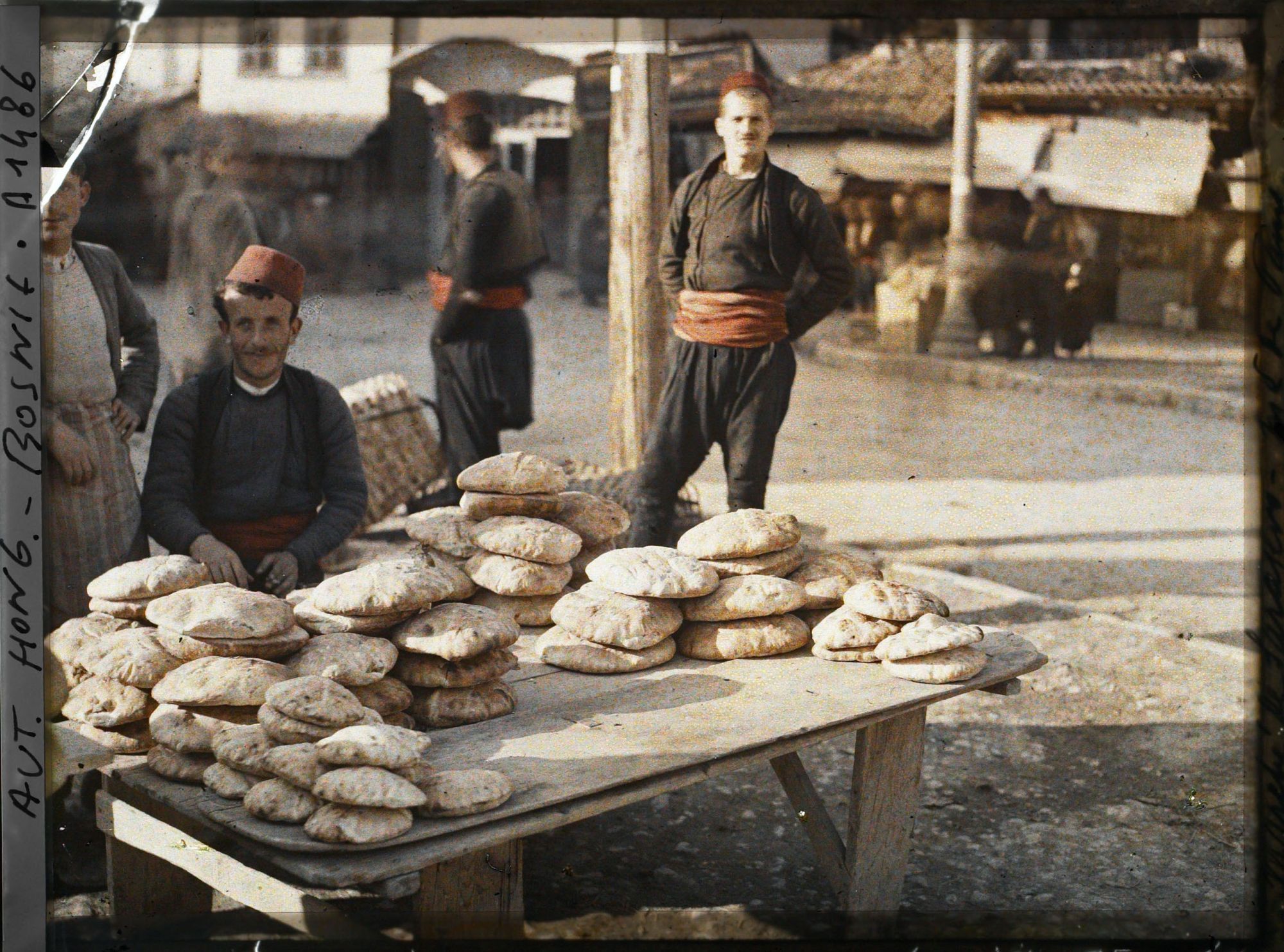 Image représentant Marchands de pain au marché