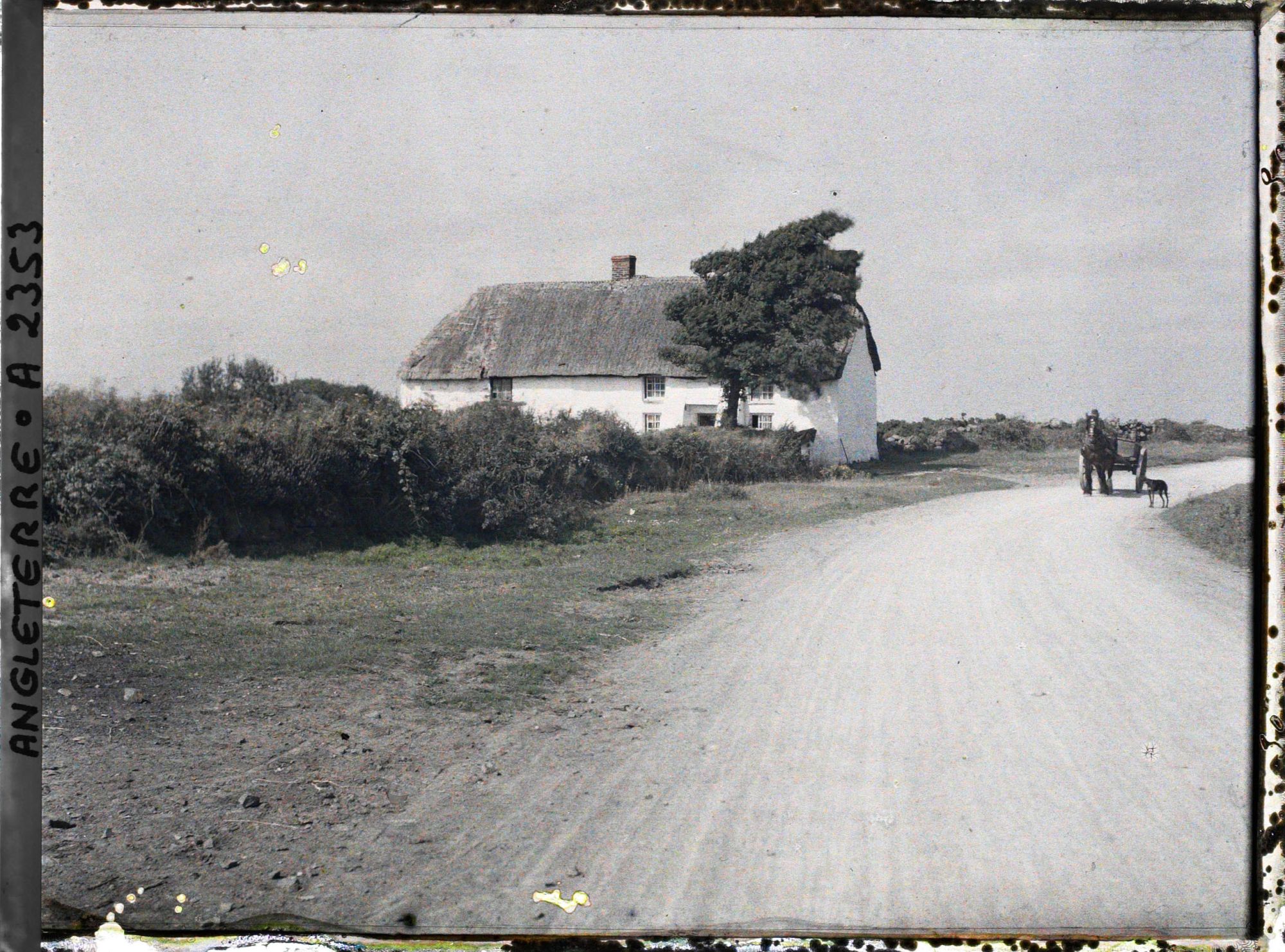 Image représentant Une maison au bord de la route
