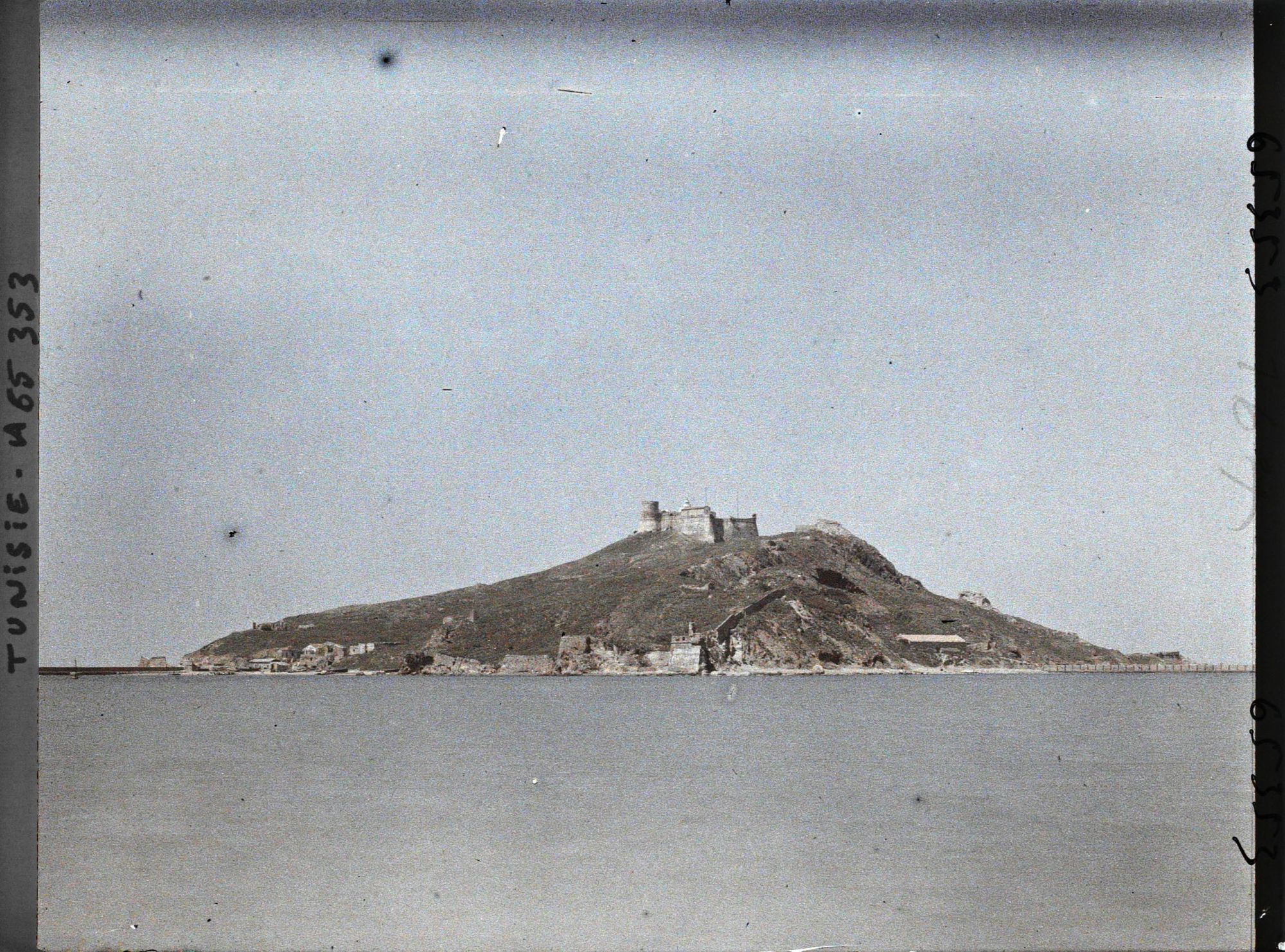 Image représentant L'île de Tabarka