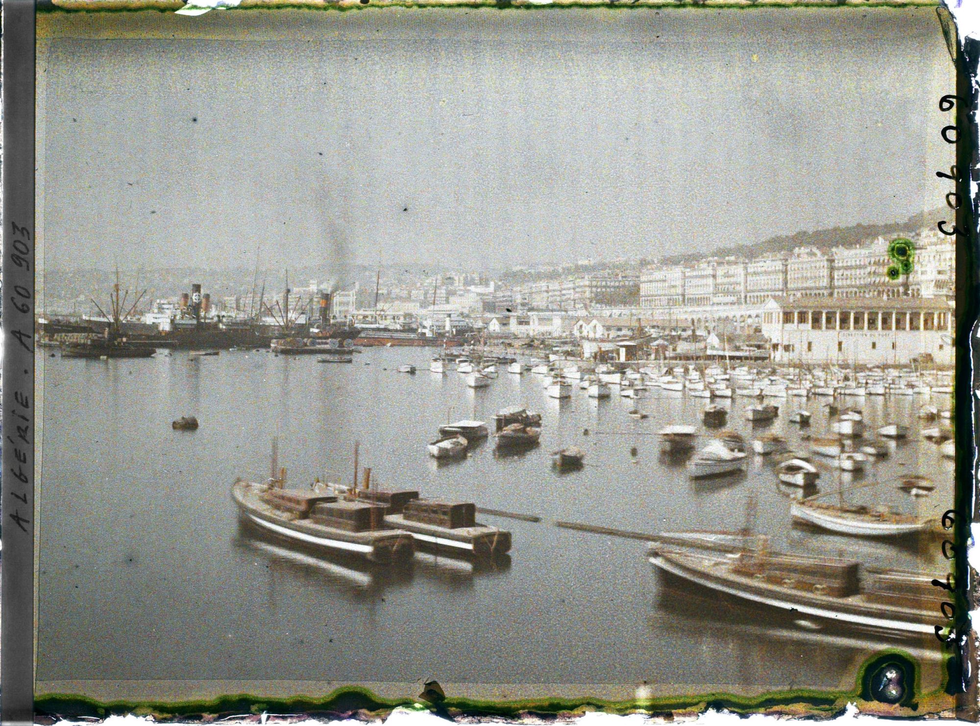 Image représentant Vue du port