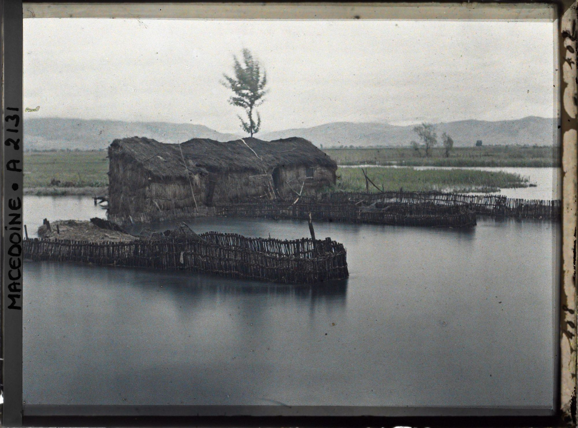 Image représentant Installation de pêche à l'anguille