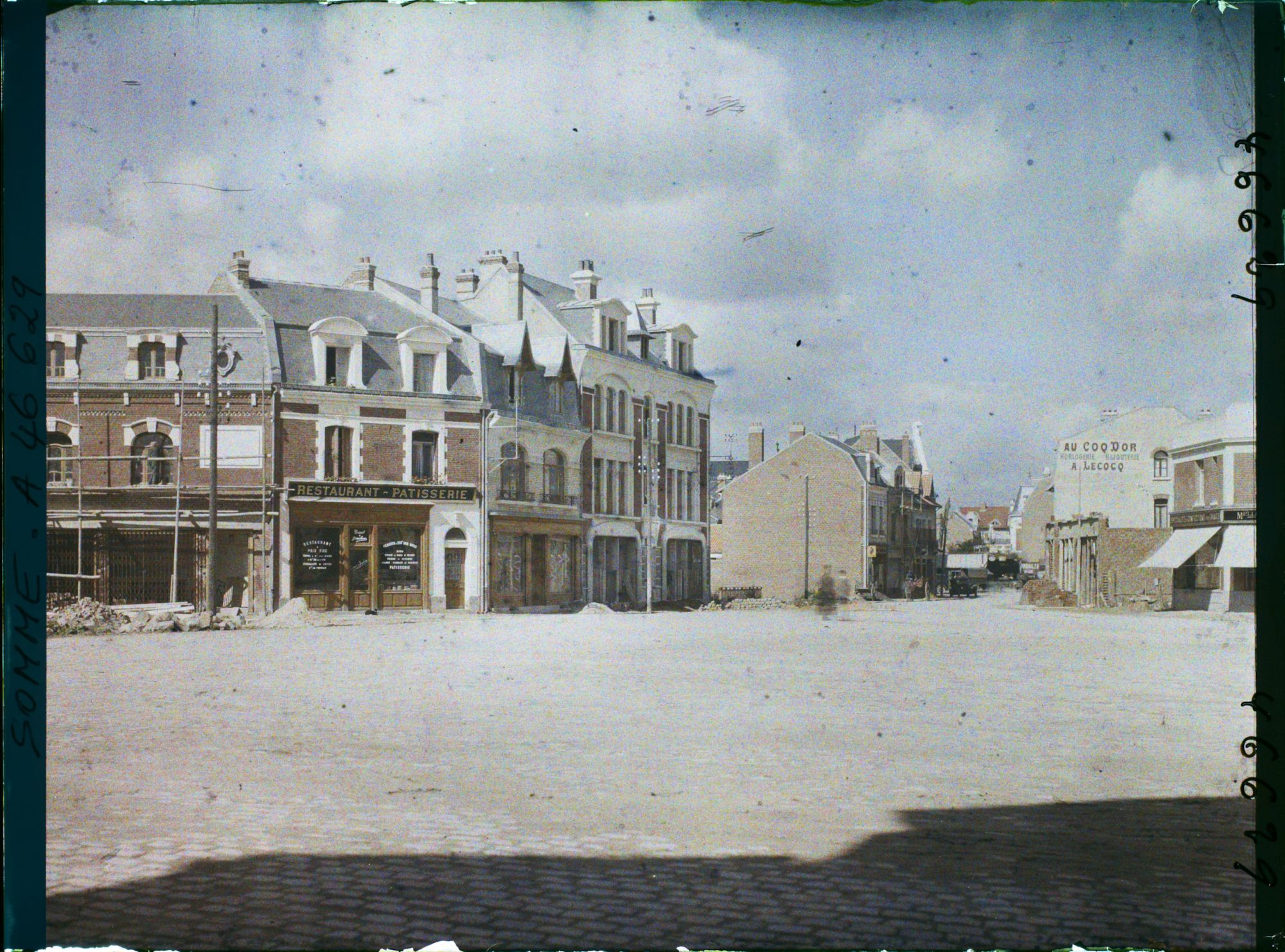 Image représentant France, Albert, Nouvel aspect de la Place de la Basilique