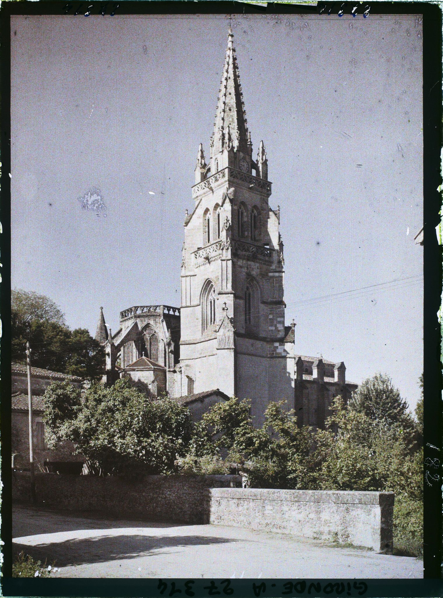 Image représentant Uzeste (Gironde), Le Clocher