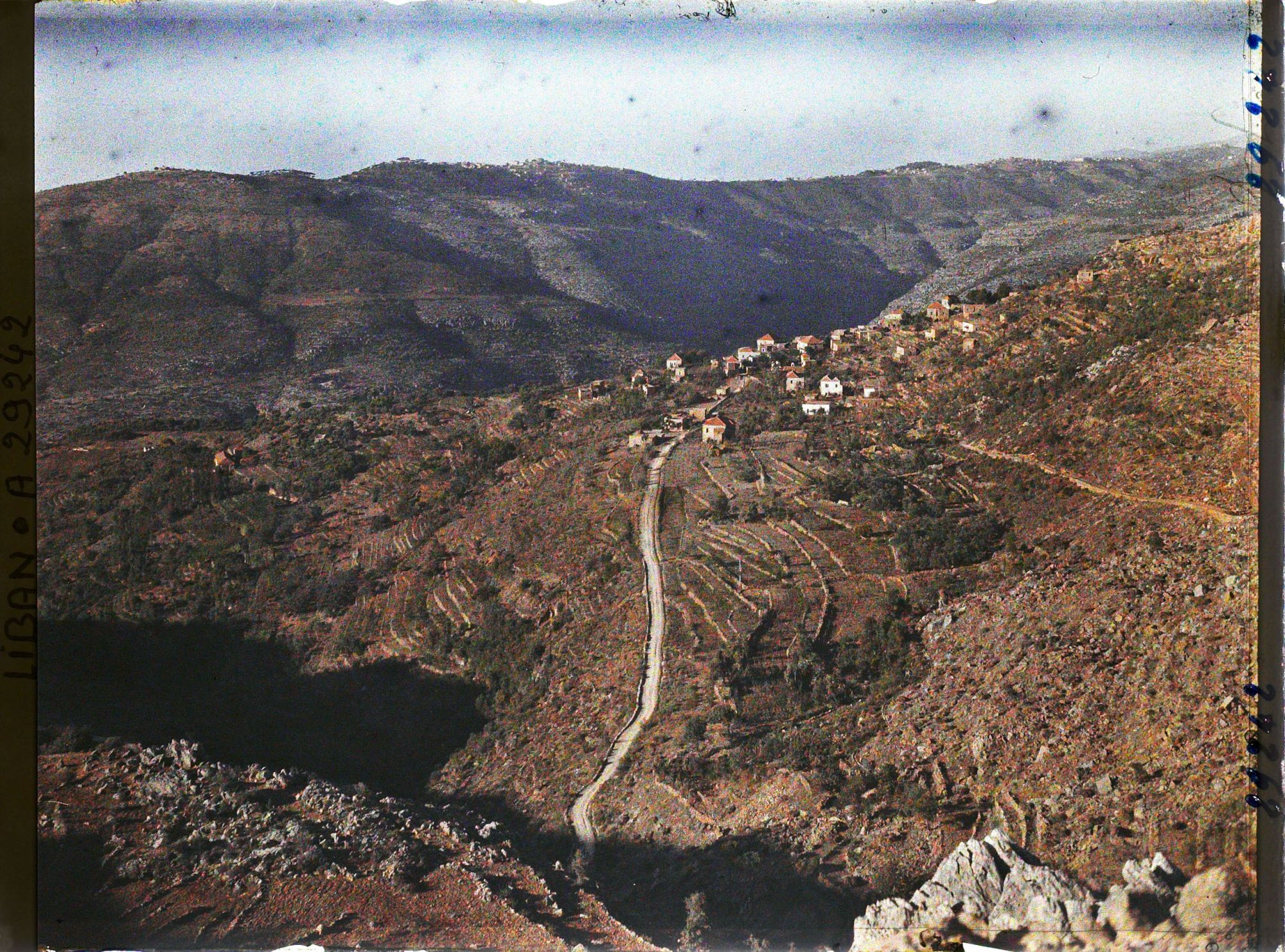 Image représentant Vue partielle du village