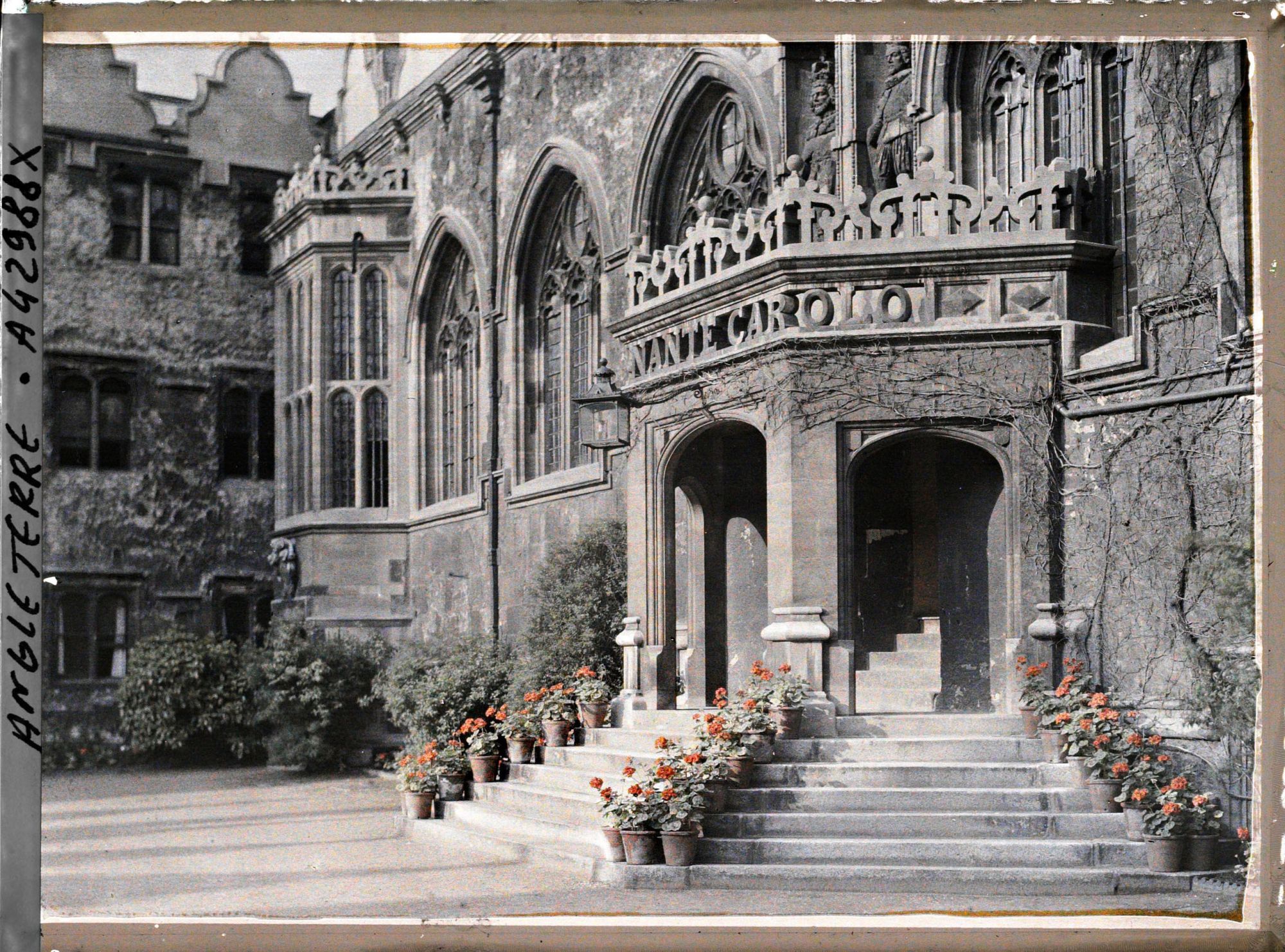 Image représentant Vues diverses de l'Oriel College