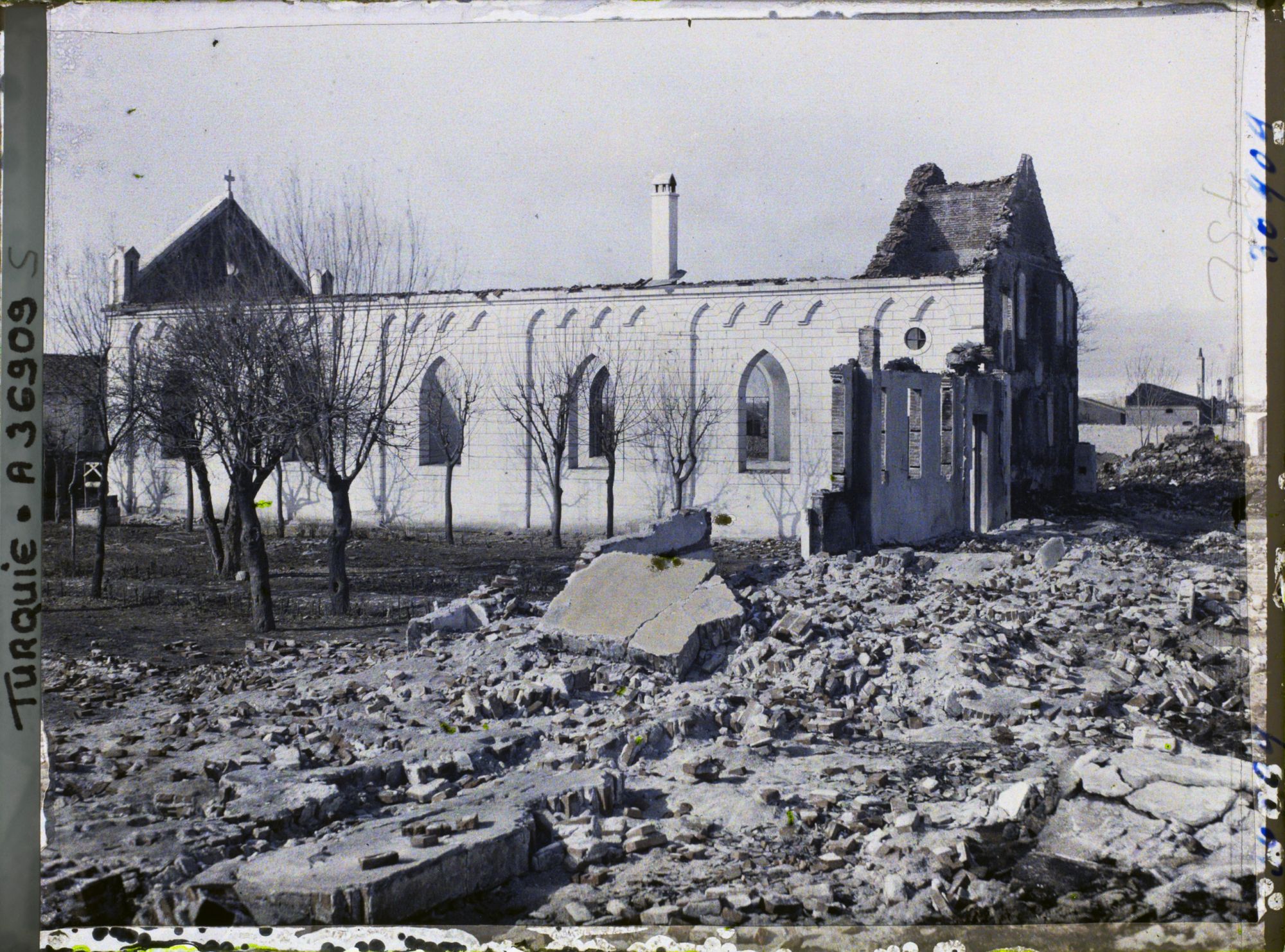 Image représentant Ruines de l'église chrétienne