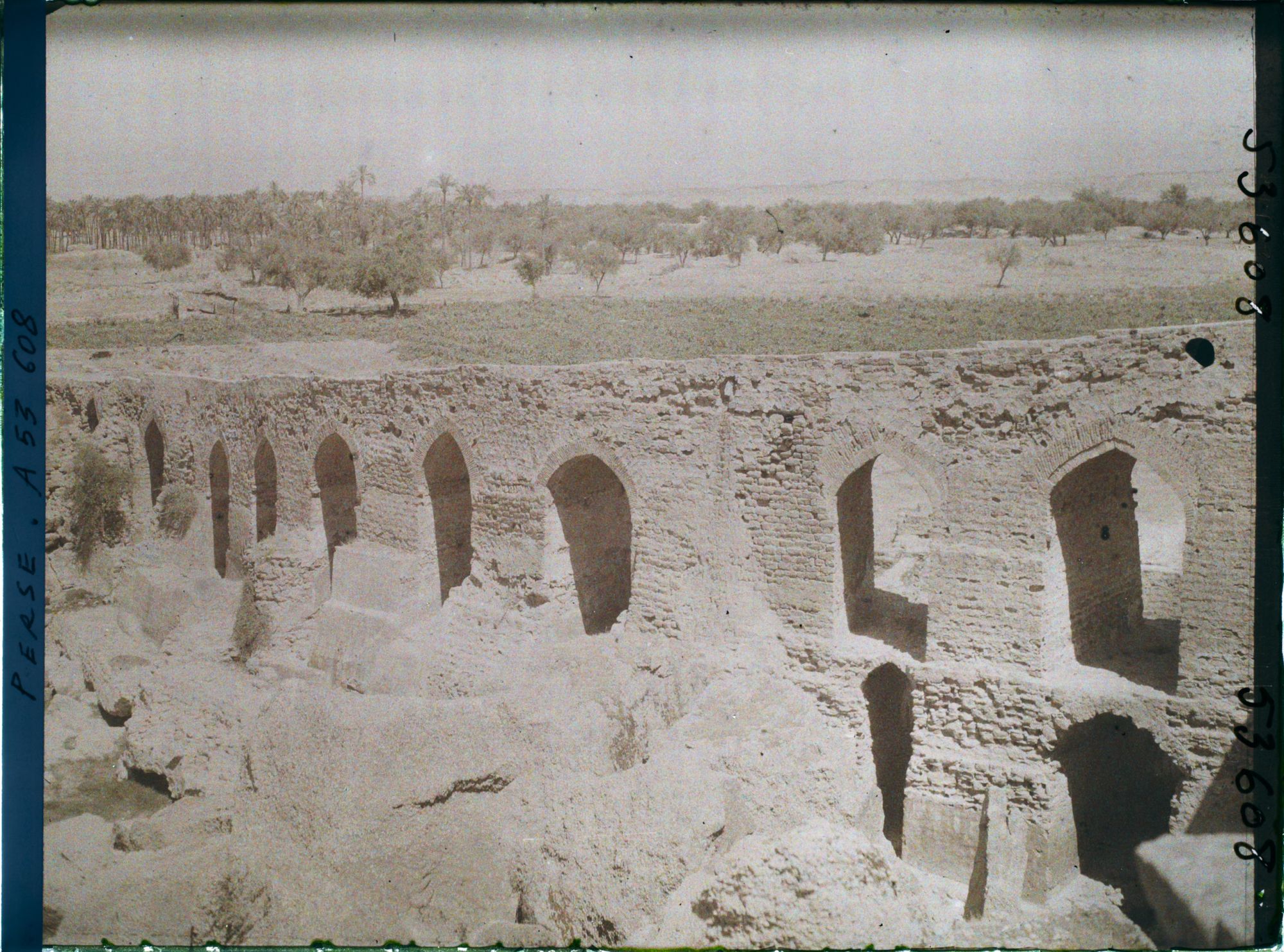 Image représentant Vieux pont (vestiges du Band-e Kaisar ?)