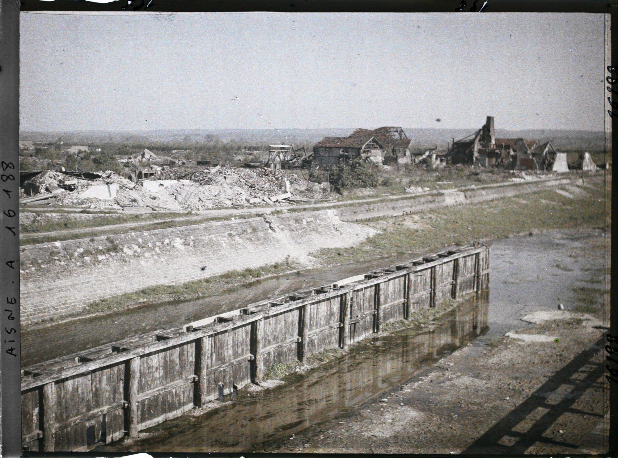 Image représentant France, Tergnier, Le Canal de C vu vers la Fère