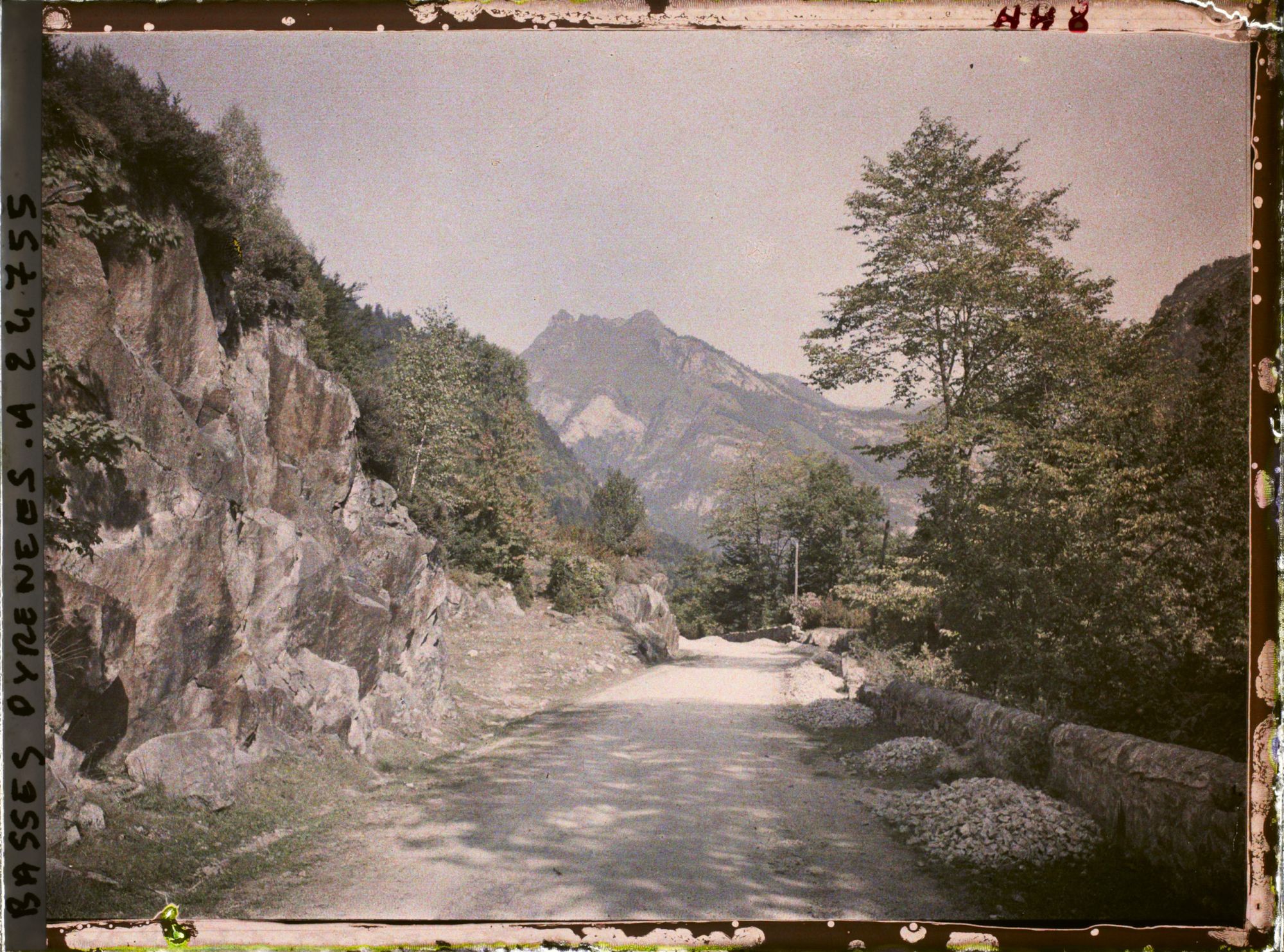 Image représentant France, La route d'Eaux Chaudes à Gabas