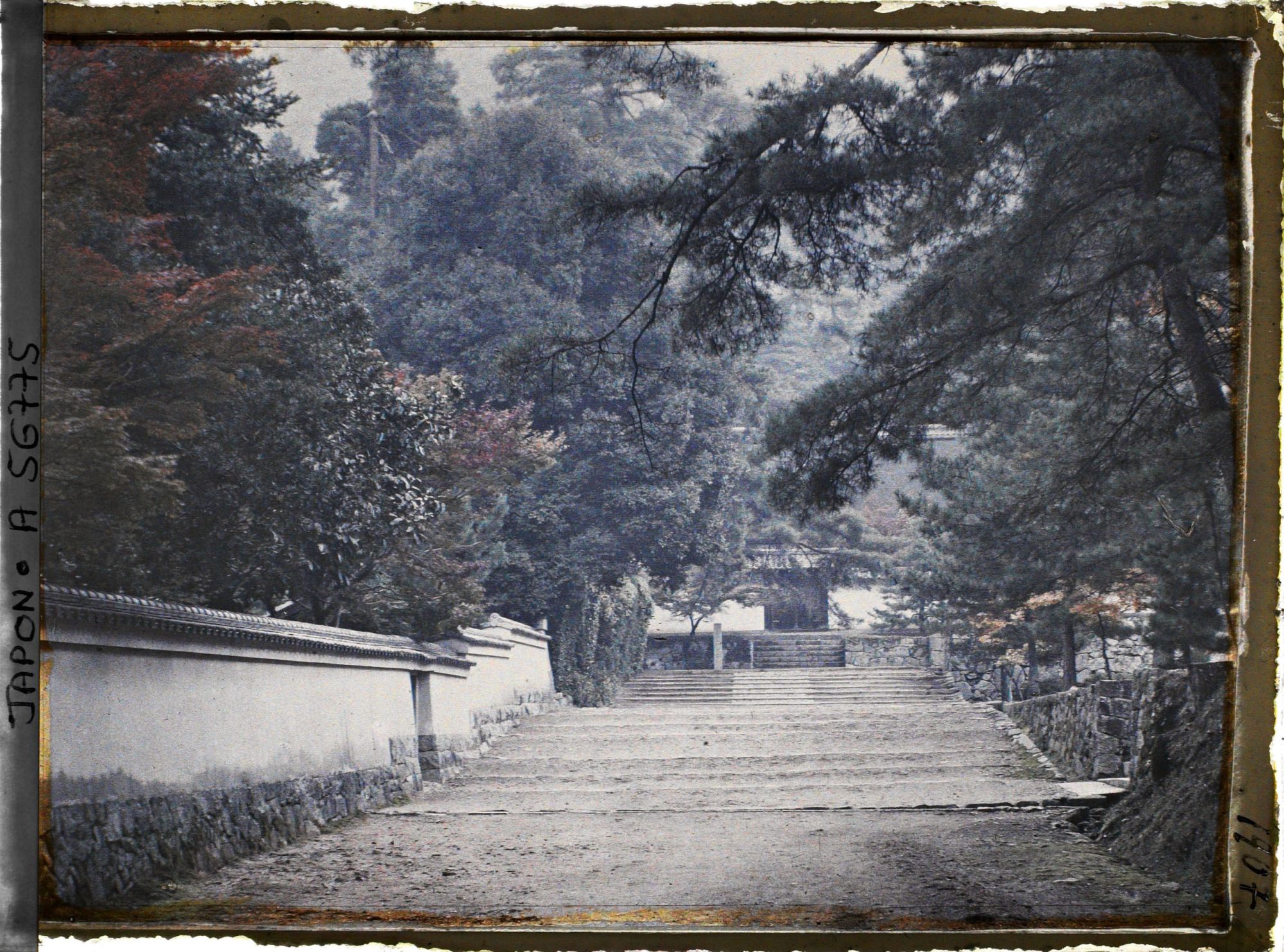 Image représentant Temple Nanzen-ji : chemin menant au Hôjô