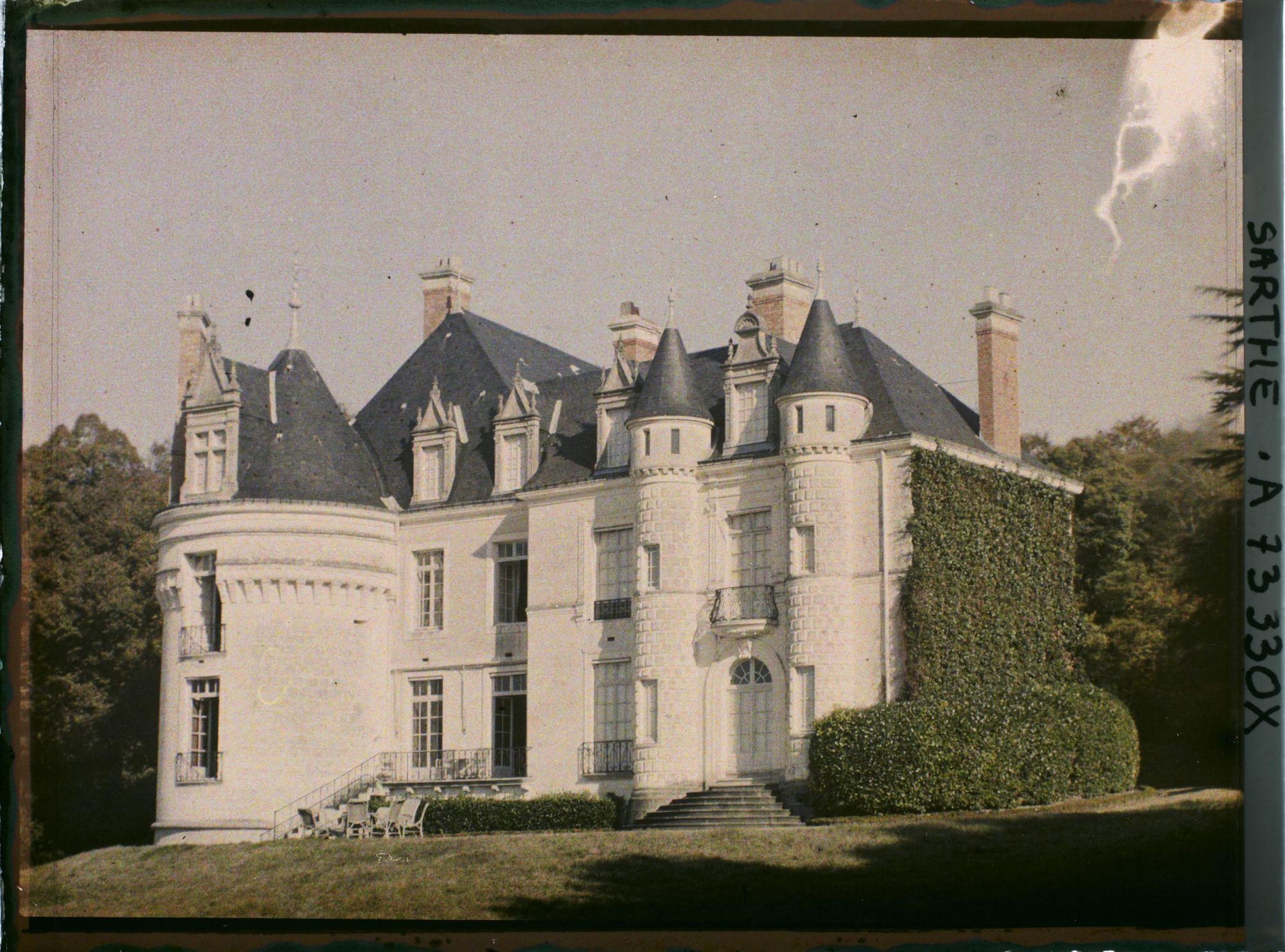 Image représentant Le château de Mangé