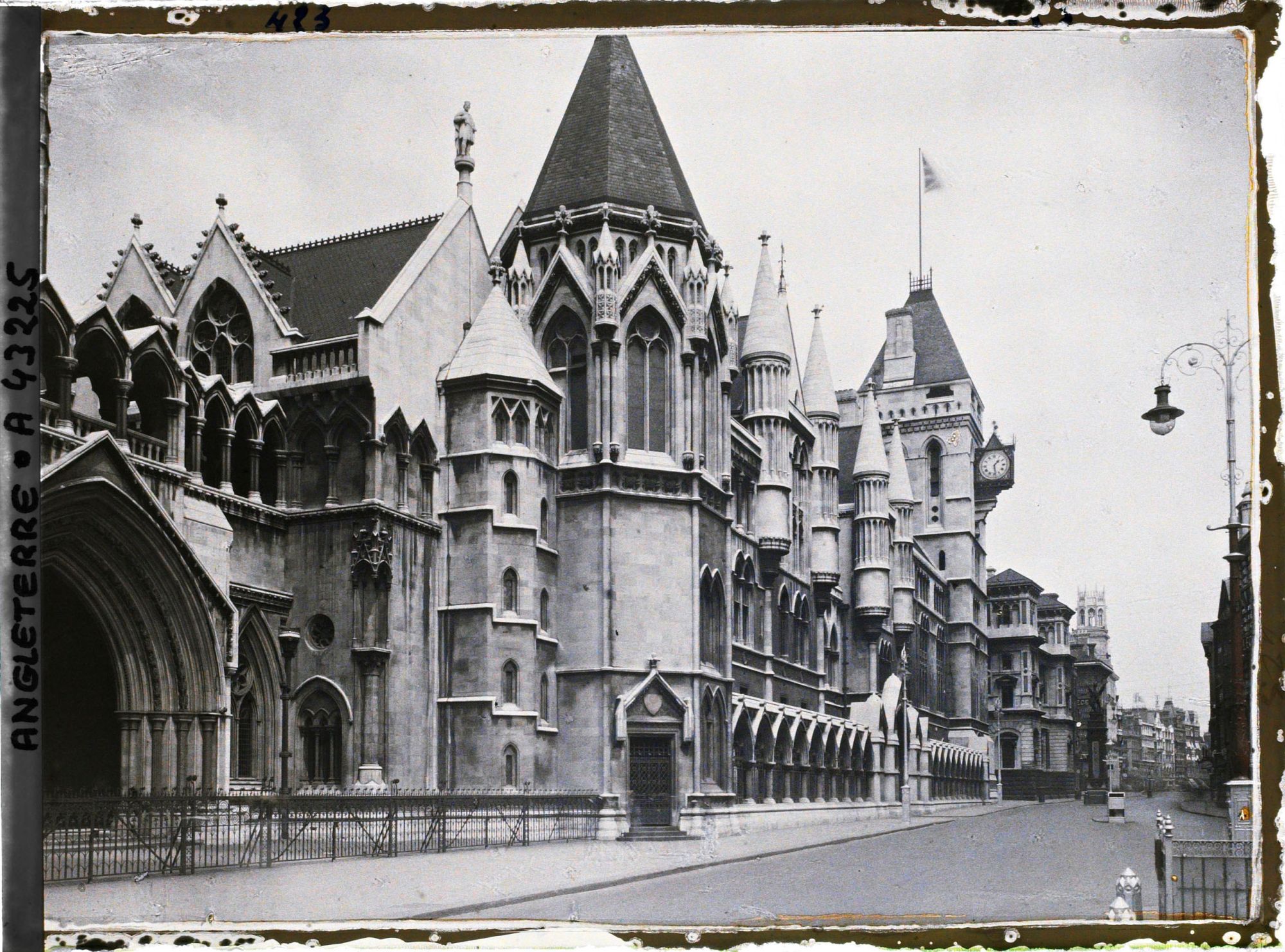 Image représentant Le Law Court et Fleet street