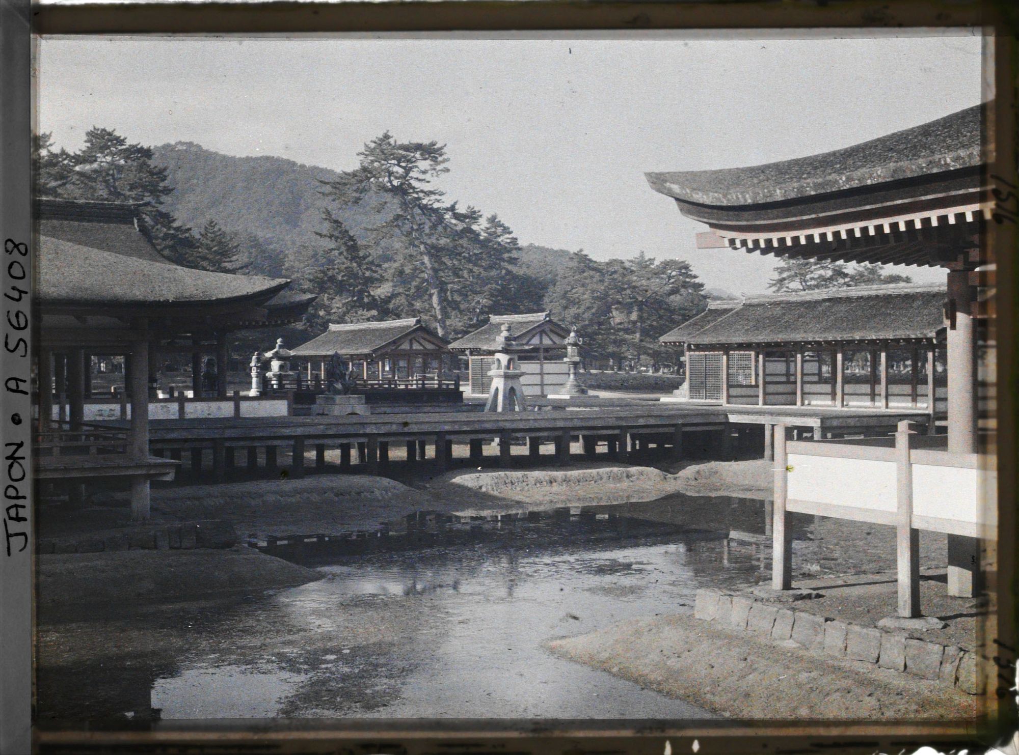 Image représentant Le sanctuaire Itsukushima-jinja