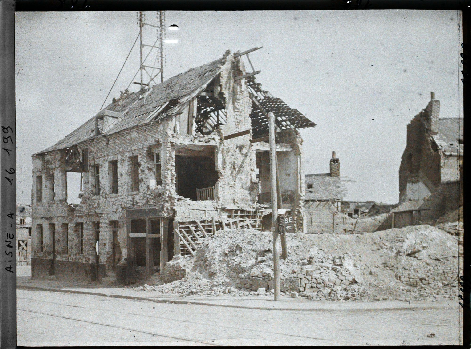 Image représentant France, St Quentin, Faubourg d'Isle, rue de la Fère