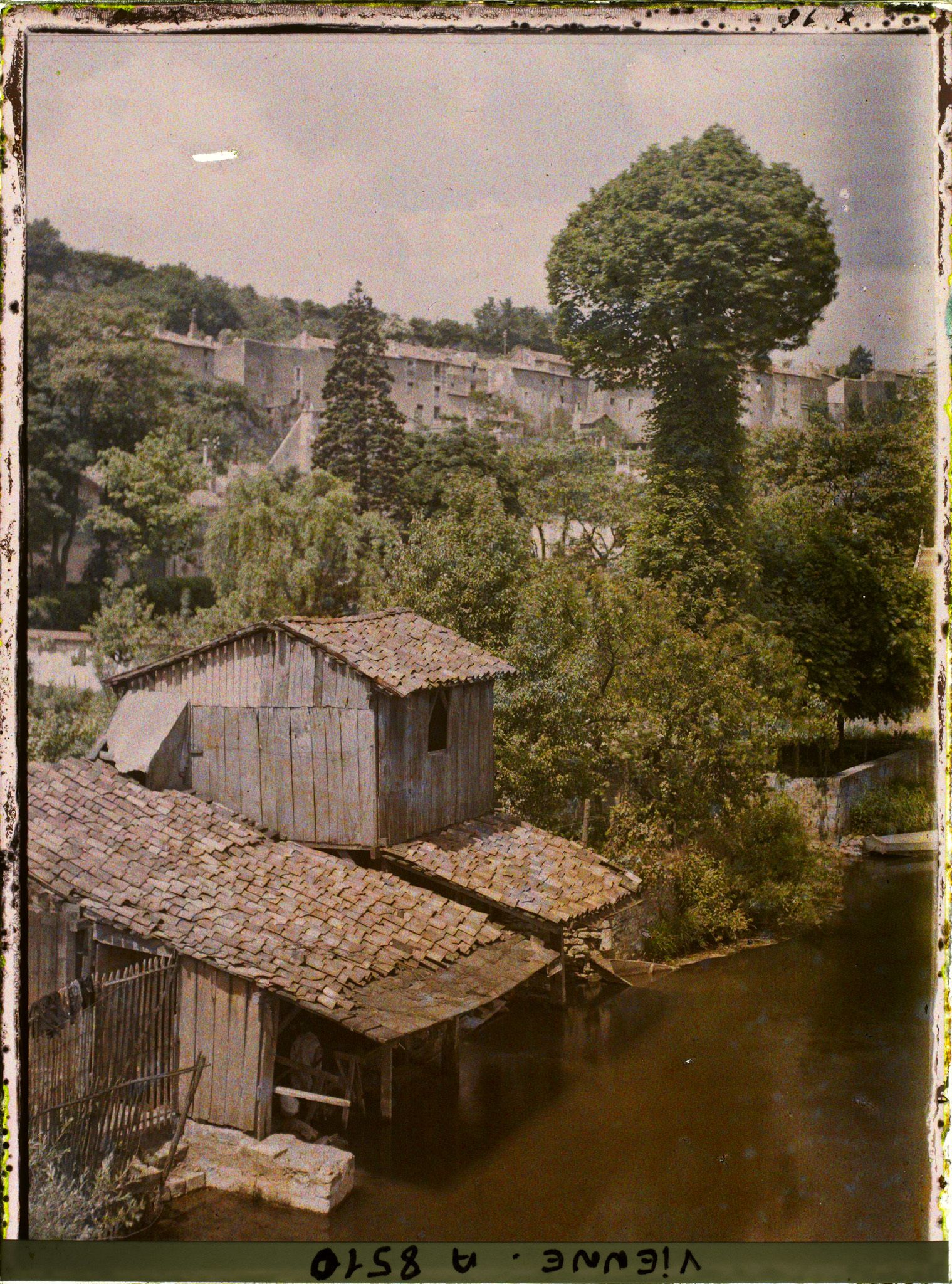 Image représentant Le Clain vu du pont de chemin de fer