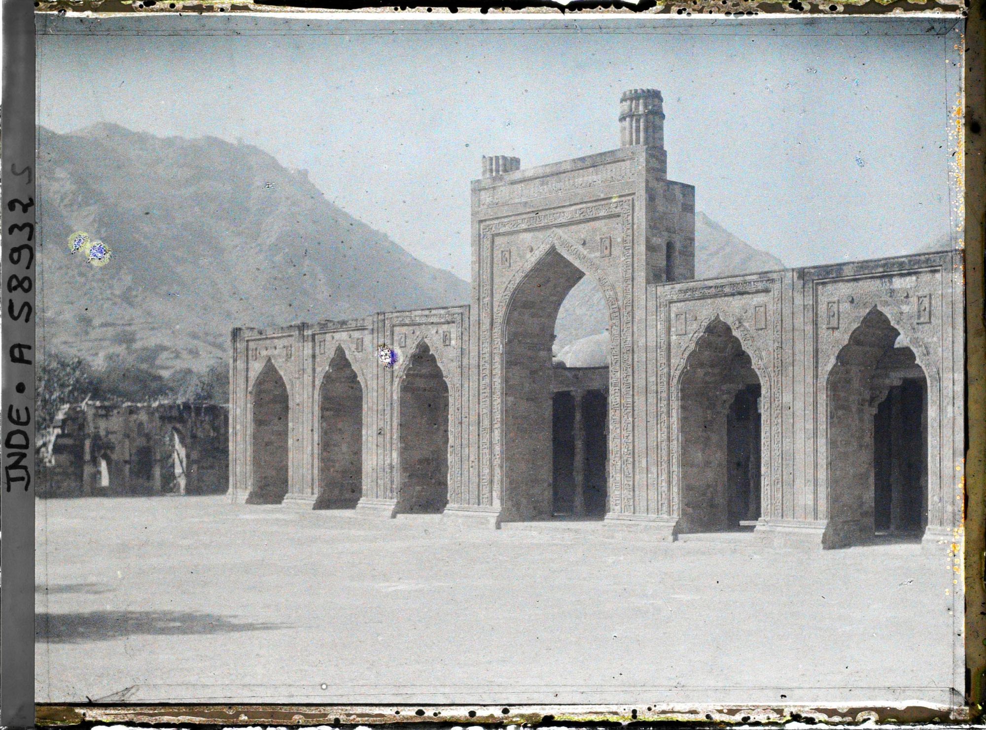 Image représentant La mosquée Adhai Din Ka Jhompra