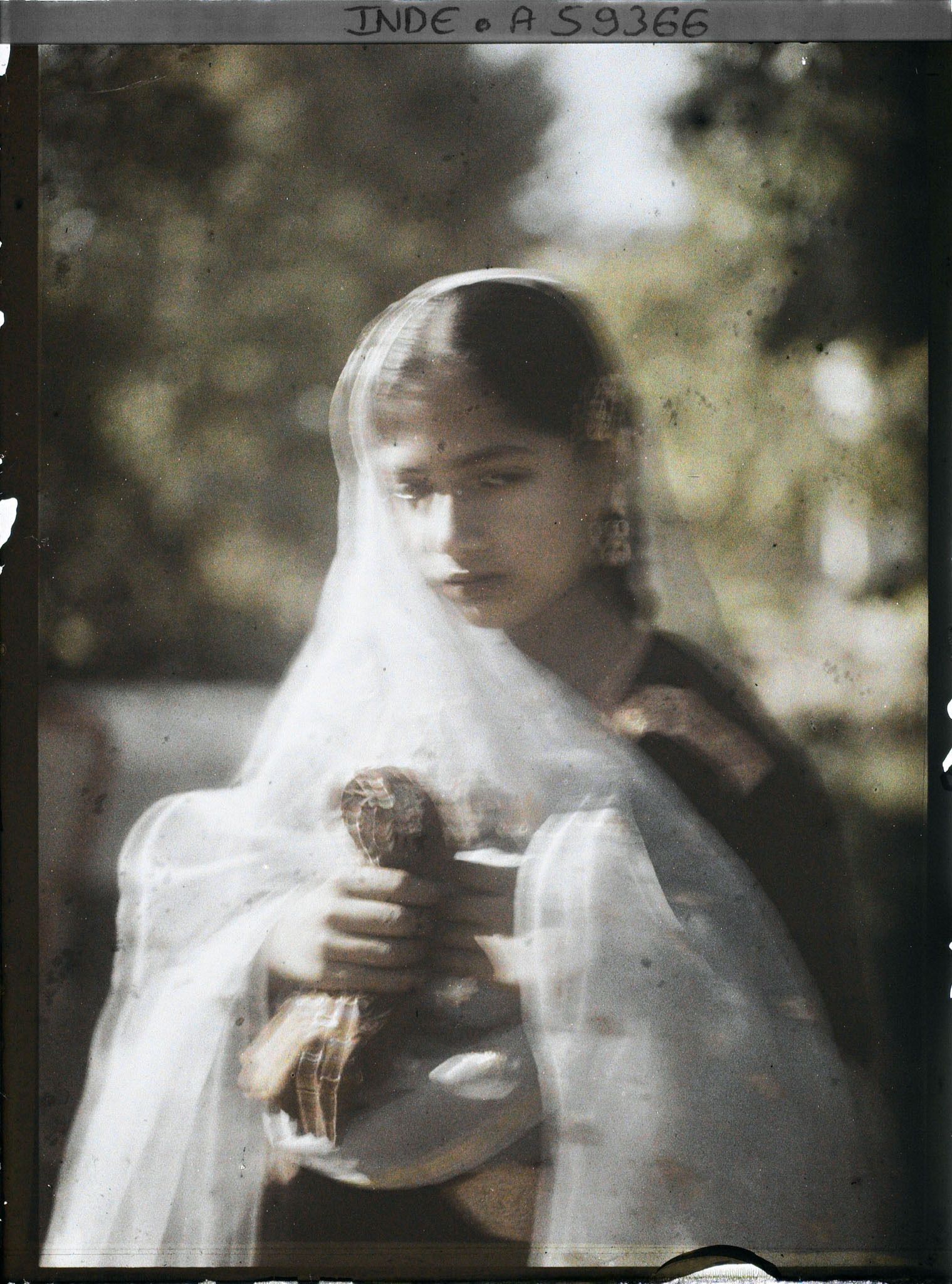 Image représentant Portrait de jeune fille