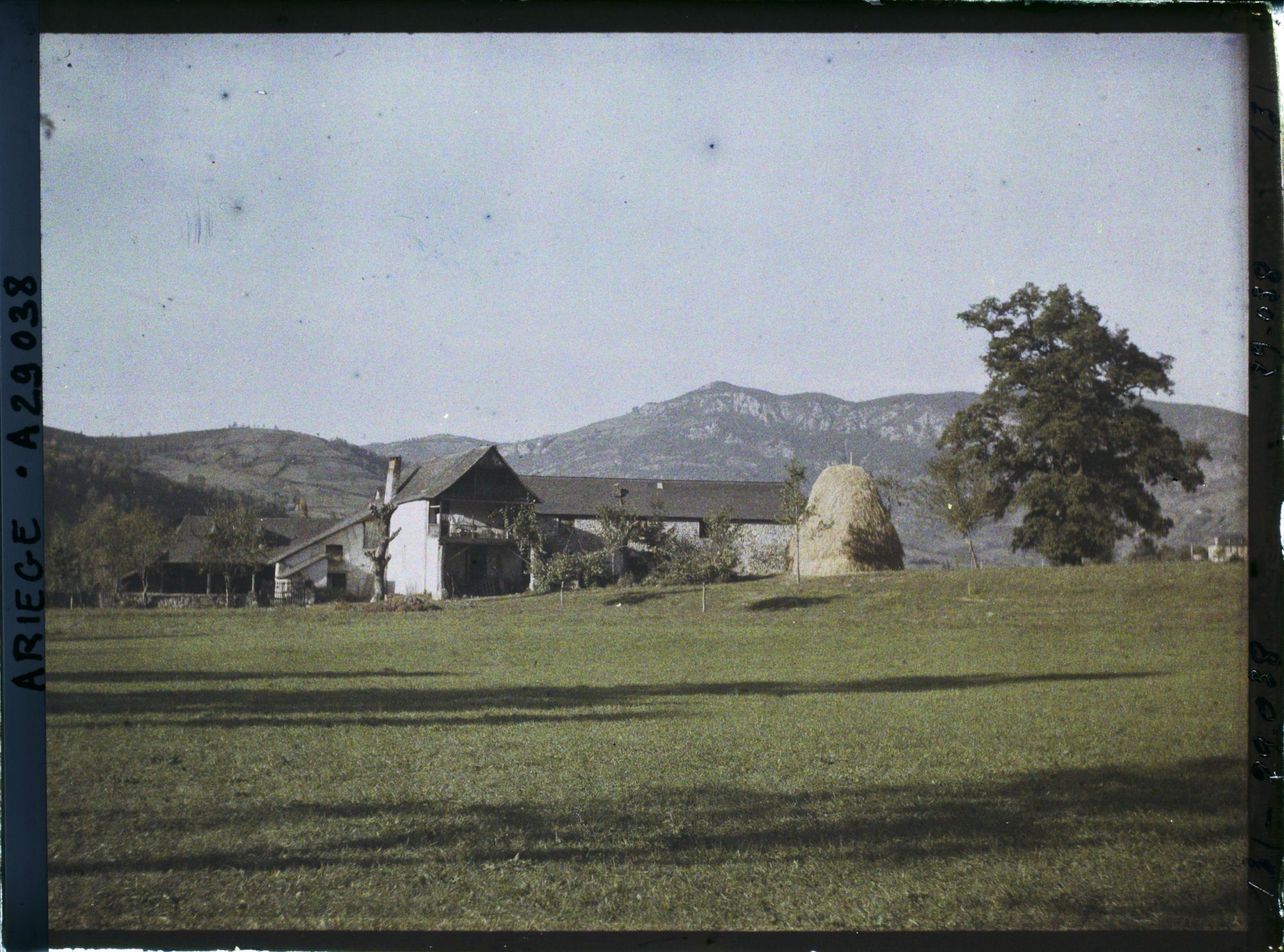 Image représentant Une ferme près de la commune