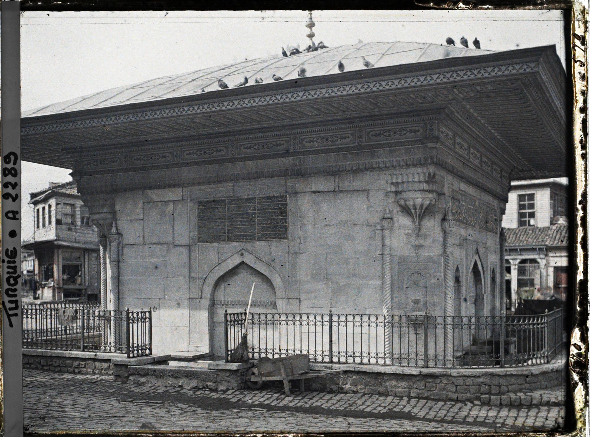 Image représentant Fontaine sur la place du débarcadère