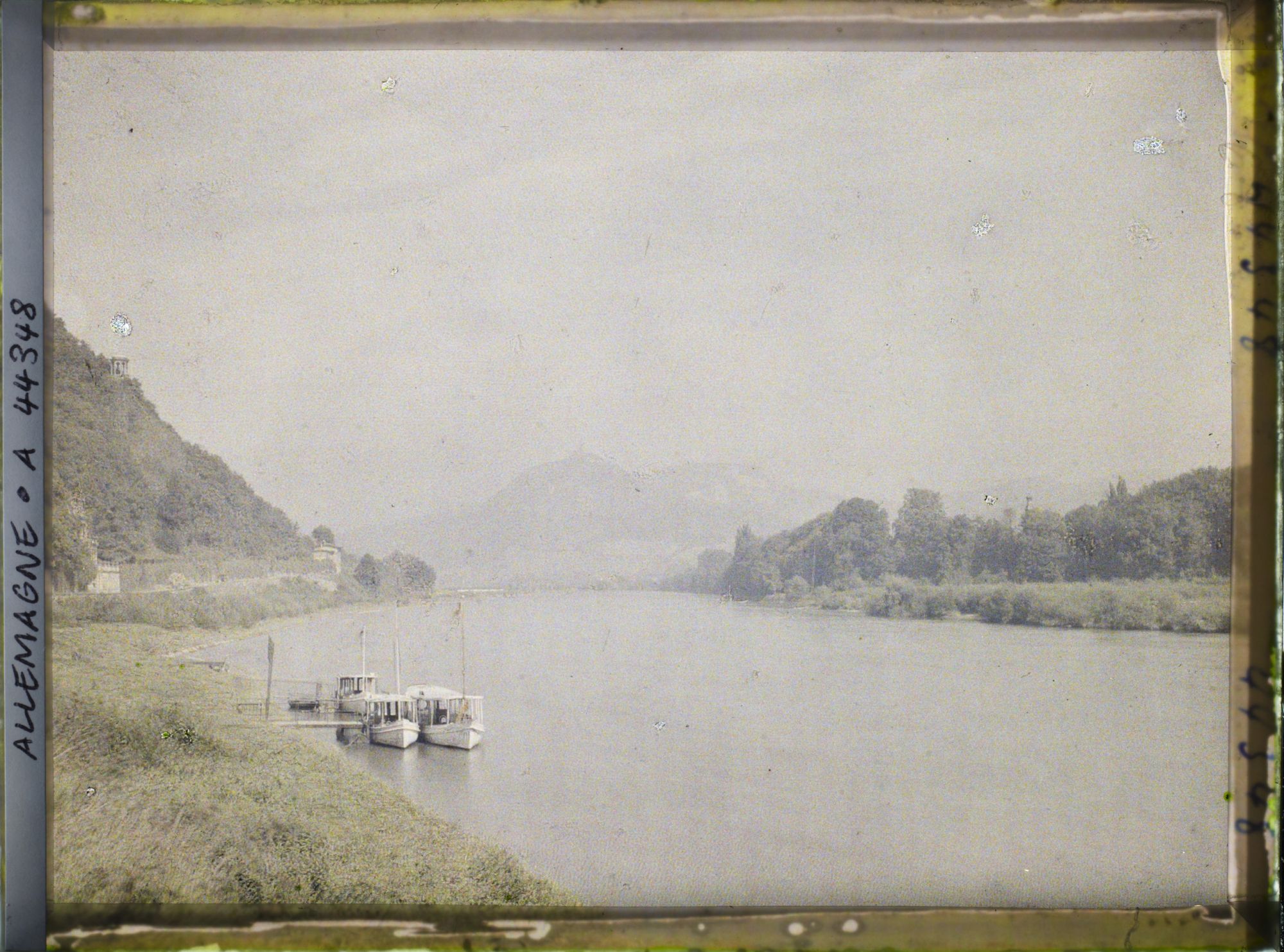 Image représentant Allemagne, Rolanseck, La Promenade du Rhin