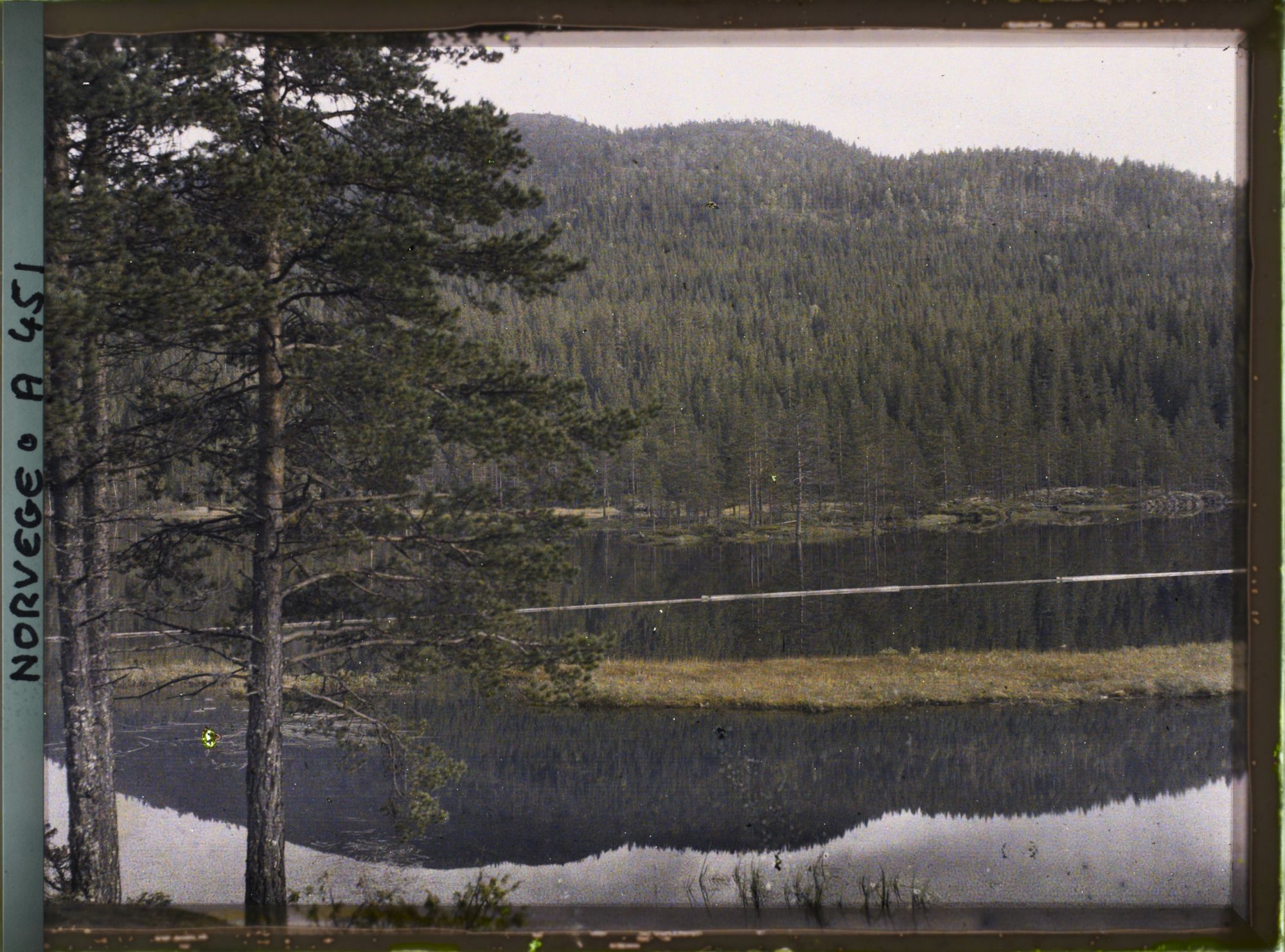 Image représentant Lac ou fjord