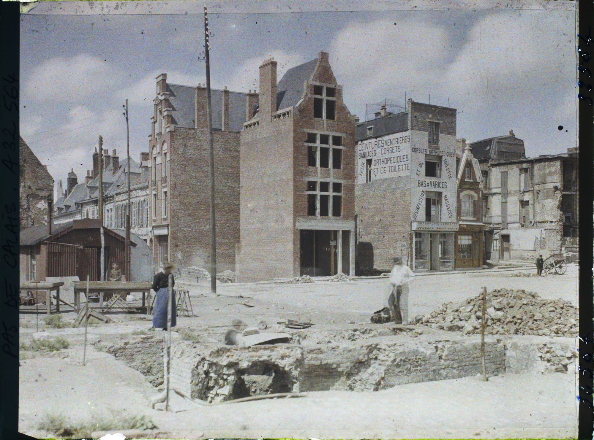 Image représentant France, Arras, Reconstruction place de la Vaquerie