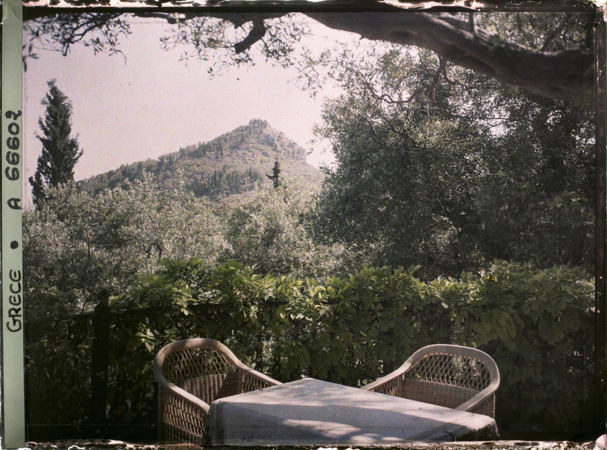 Image représentant L'Achilleion - Table de l'empereur Guillaume II