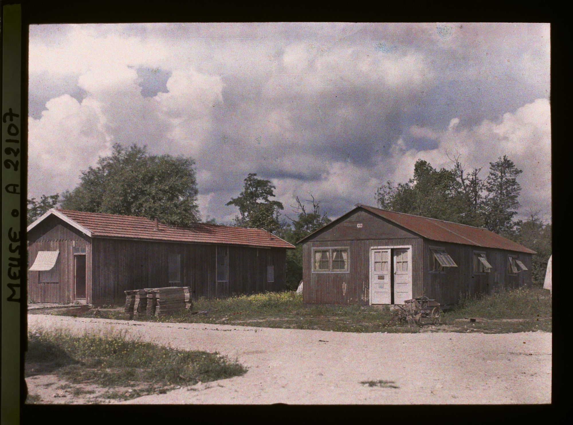 Image représentant France, Fresnes en Woëvre, Maisons du nouveau Village