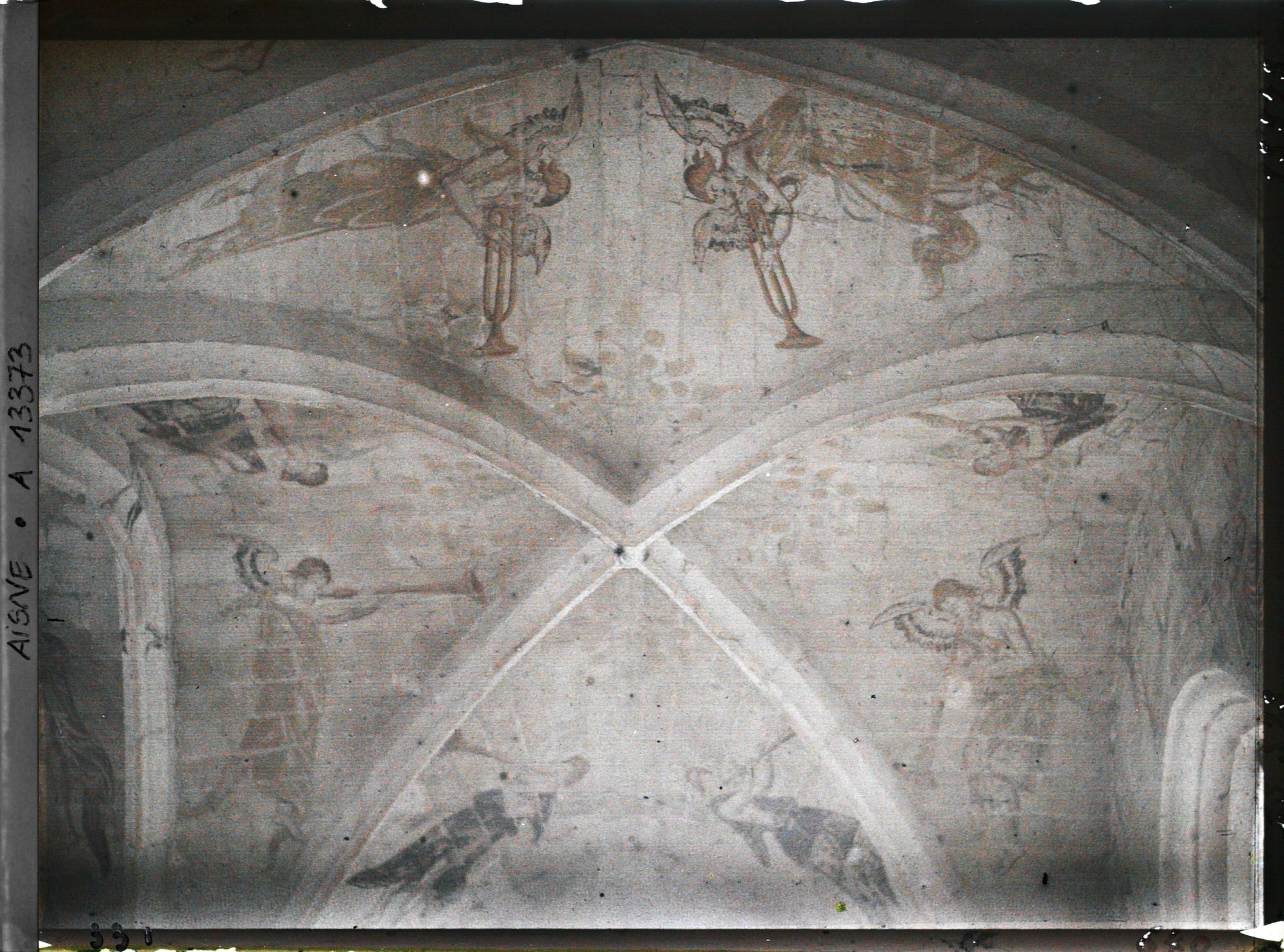 Image représentant France, Coucy la Ville, Fresques de l'Eglise datant du XVIe Siècle