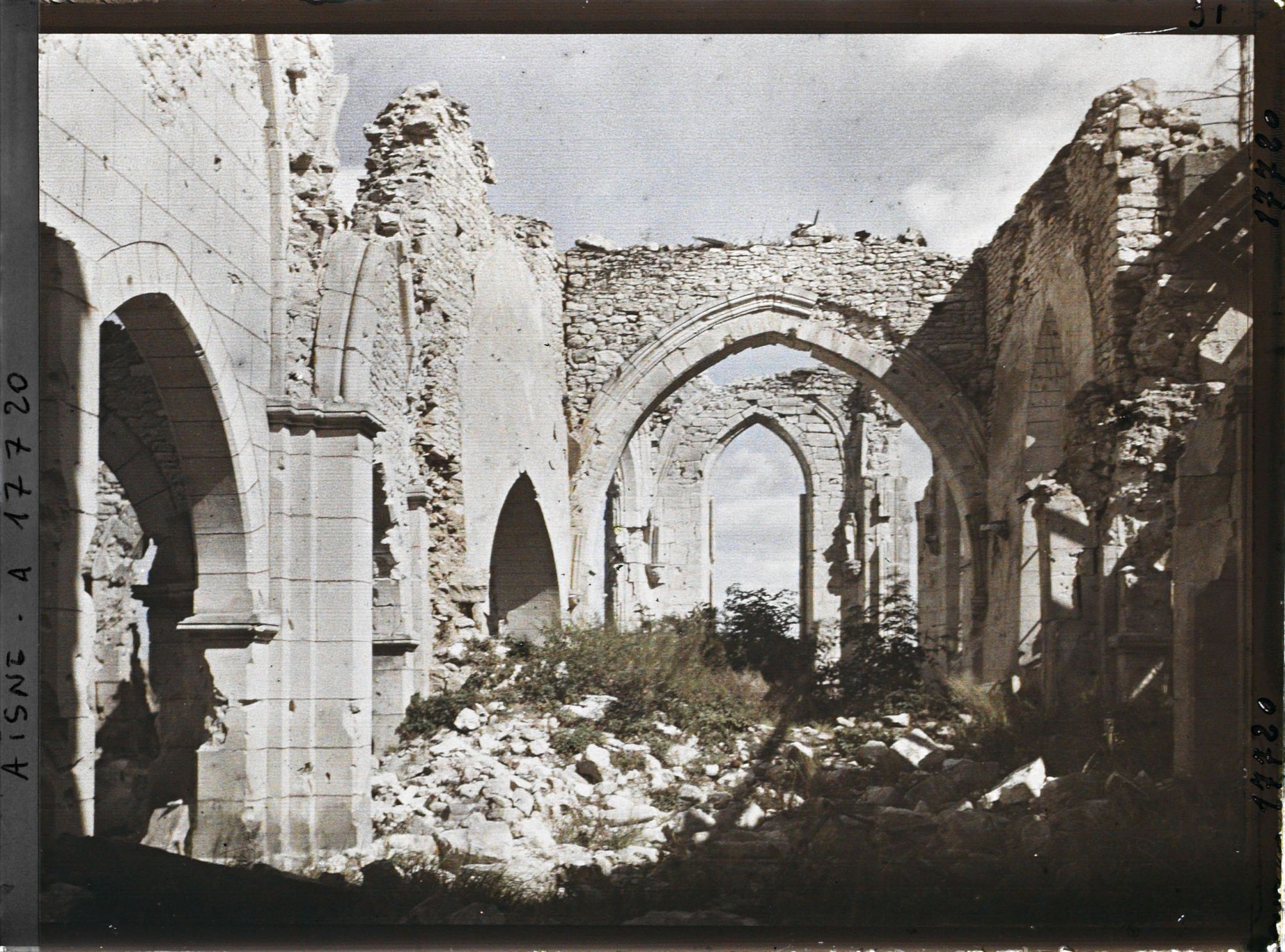 Image représentant Craonelle, Intérieur de l'Eglise