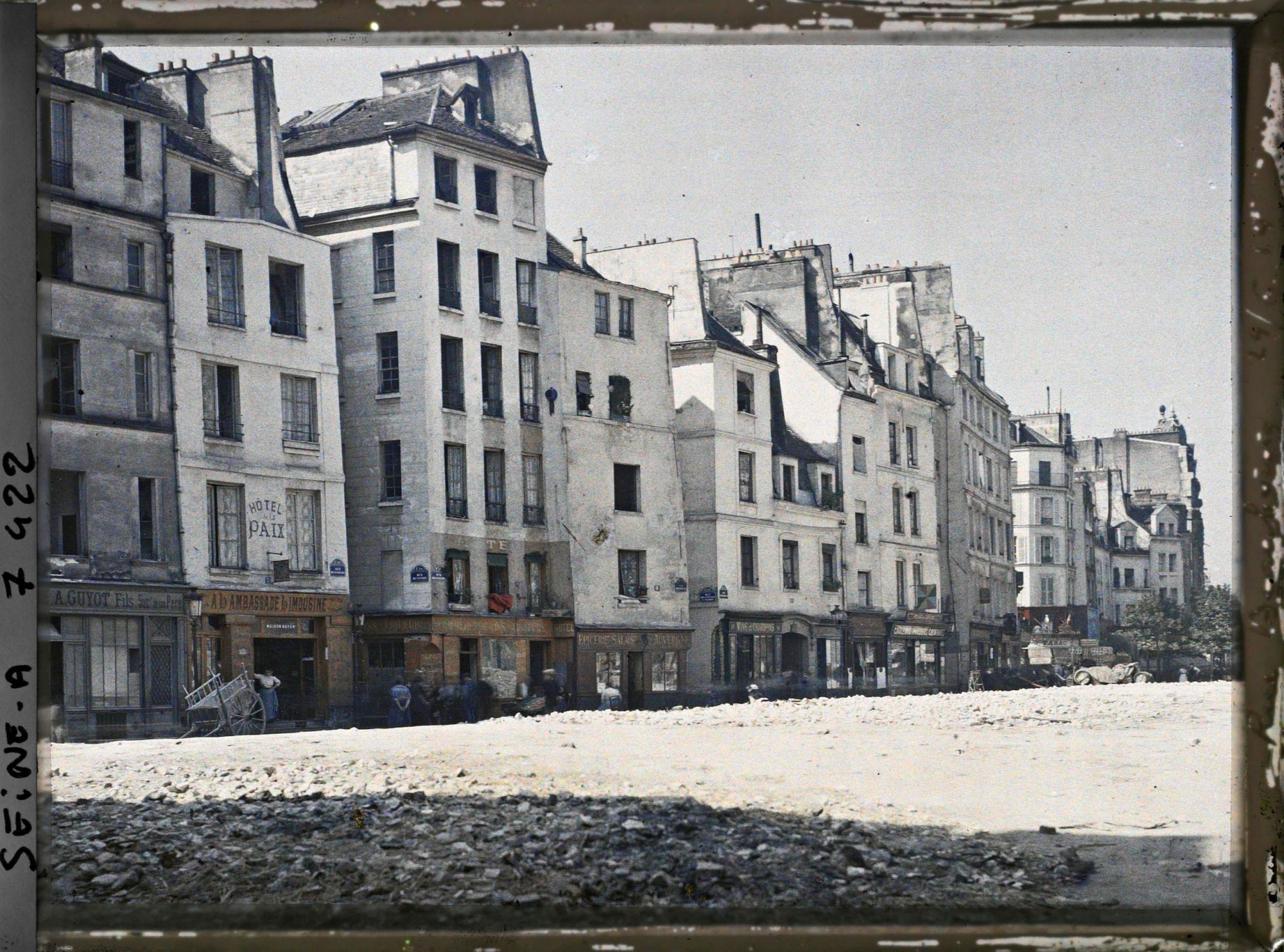 Image représentant La rue Beaubourg, avec sur la gauche la rue de Venise et la rue des Etuves-Saint-Martin