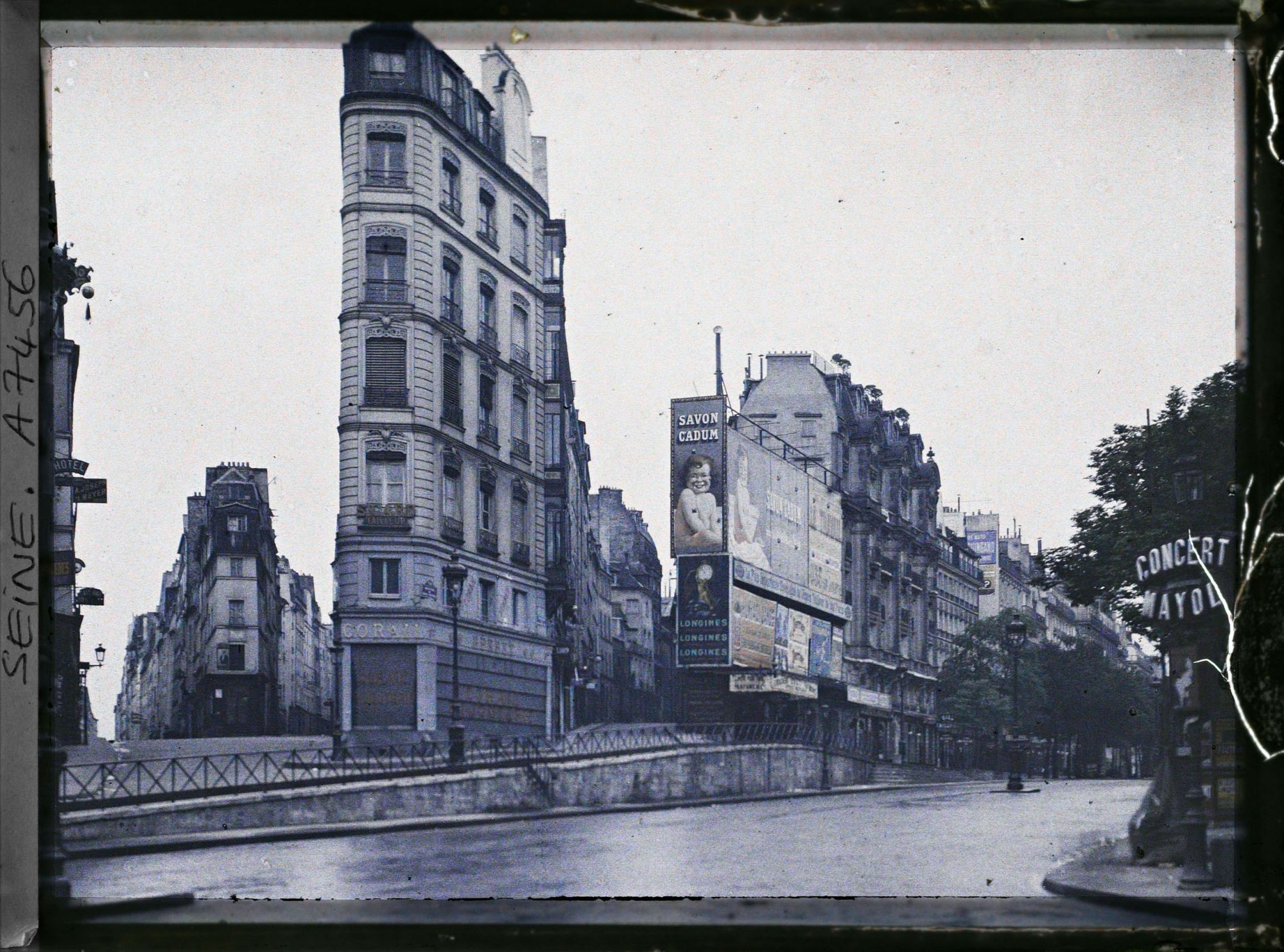 Image représentant Le boulevard de Bonne-Nouvelle et le débouché des rues Beauregard, de la Lune et de Cléry