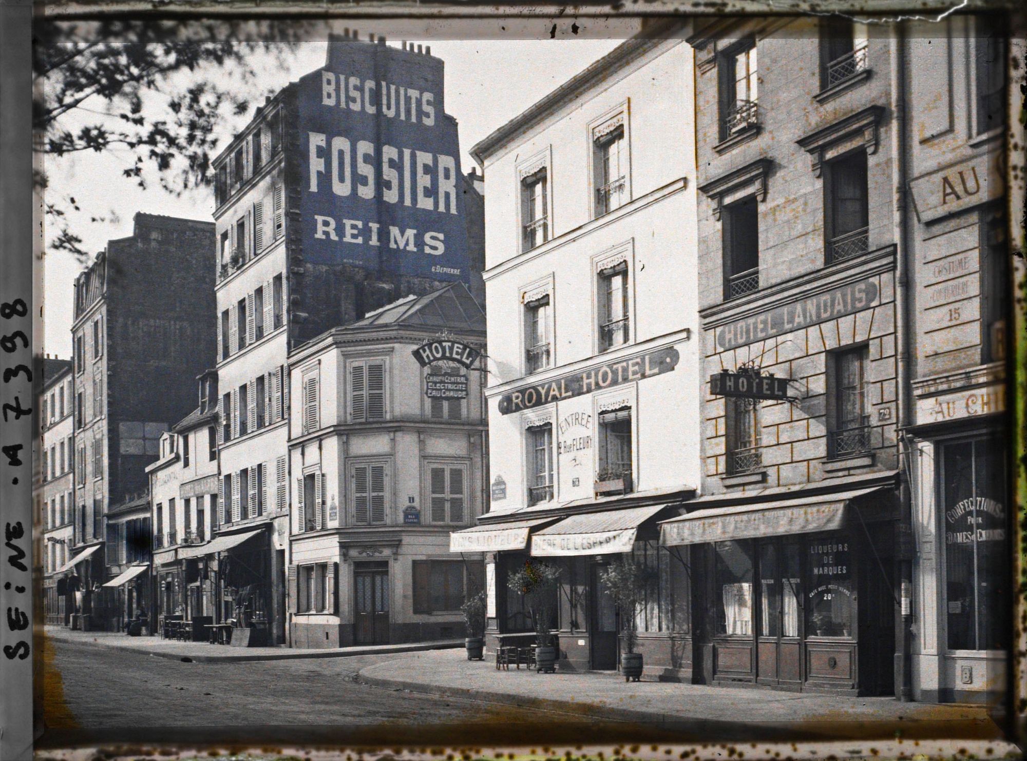 Image représentant 74 boulevard de la Chapelle, à l'angle de la rue Fleury