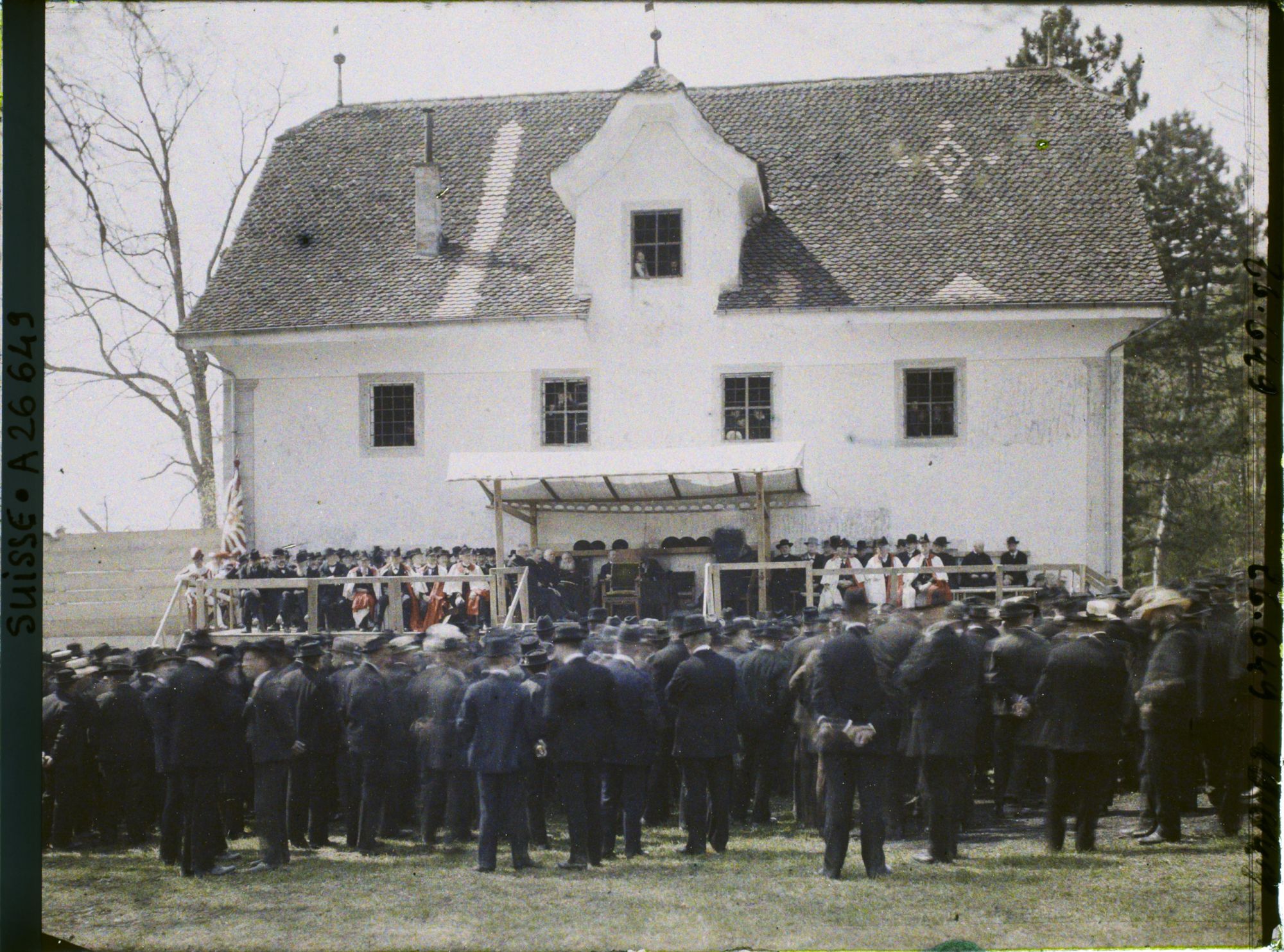 Image représentant Landsgemeinde du demi-canton d'Obwald au château de Landenberg