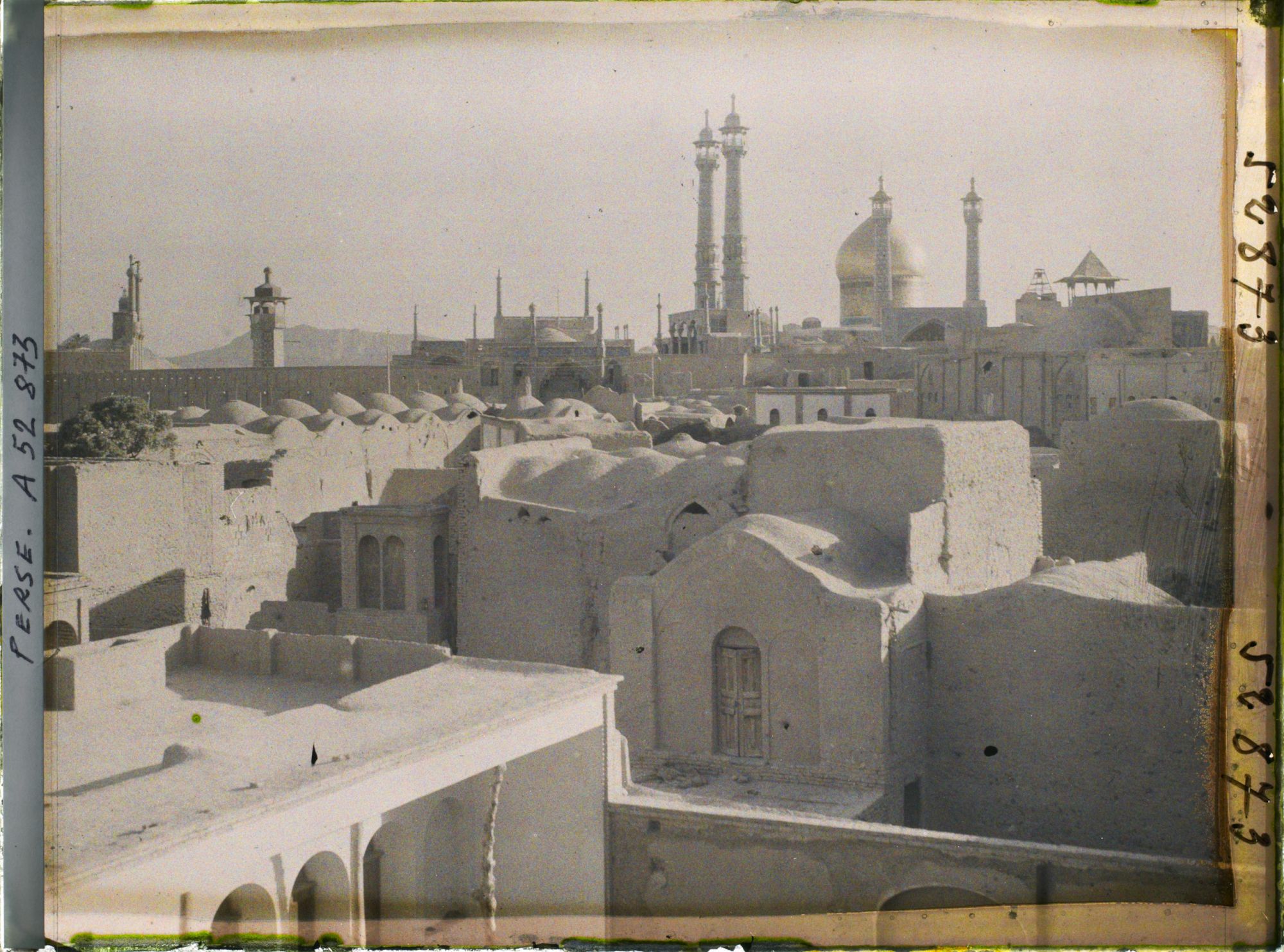 Image représentant Panorama vers le sanctuaire de Fatima Masoumeh