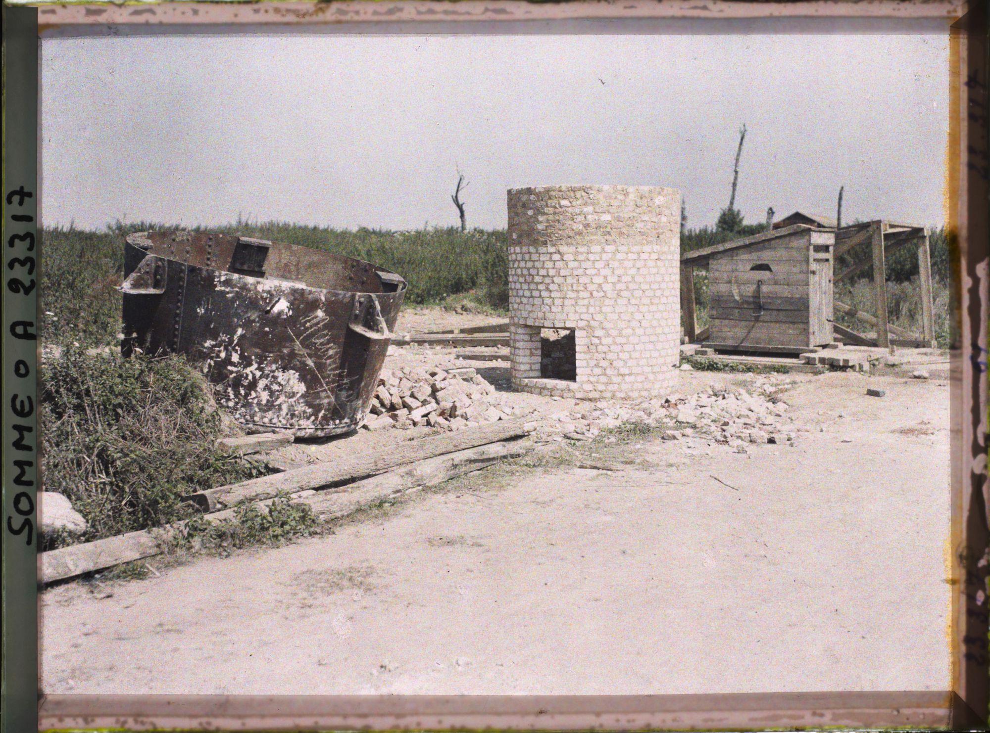 Image représentant France, Maurepas, Construction d'une pompe