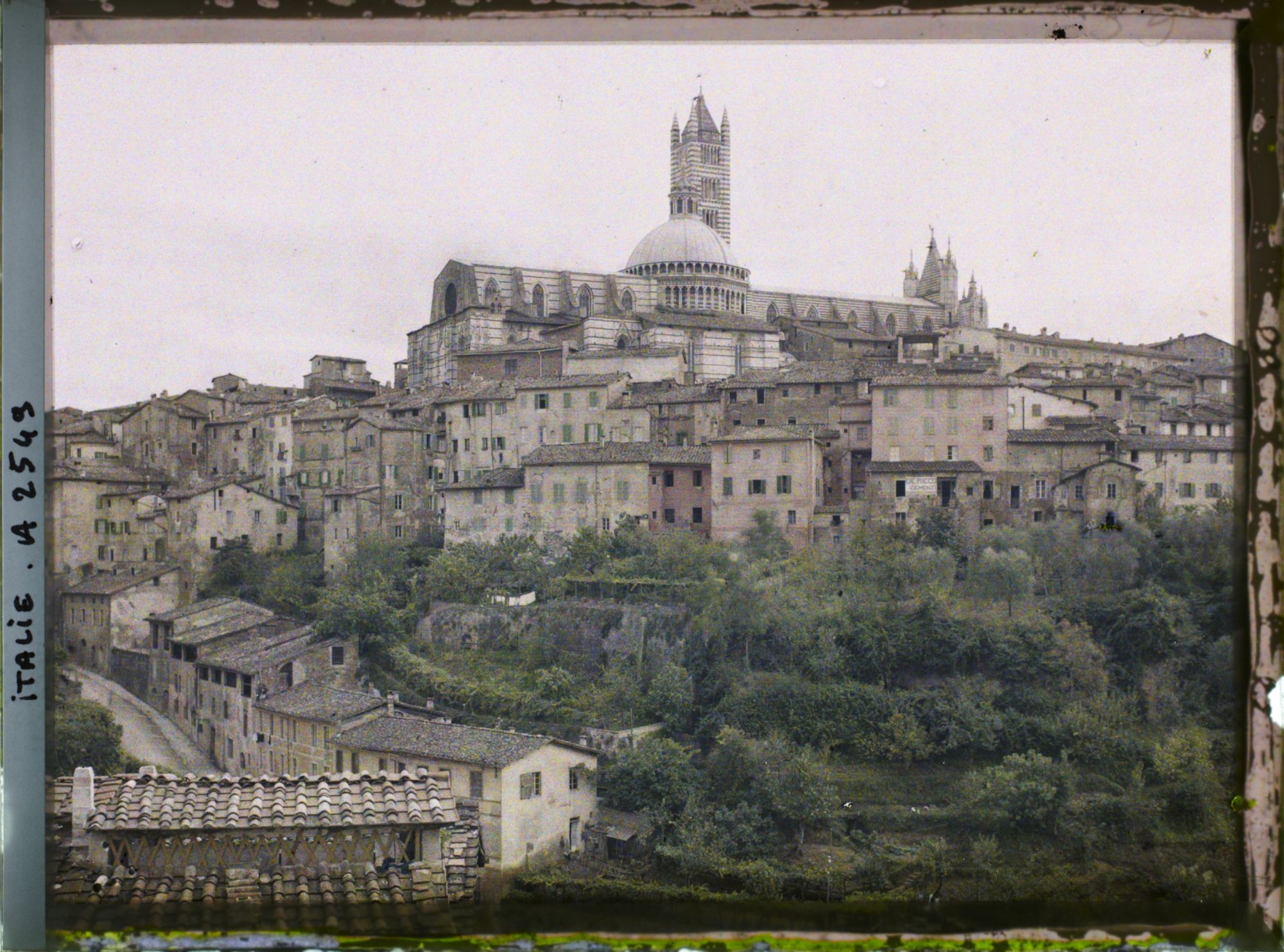 Image représentant Panorama du Dôme et des maisons