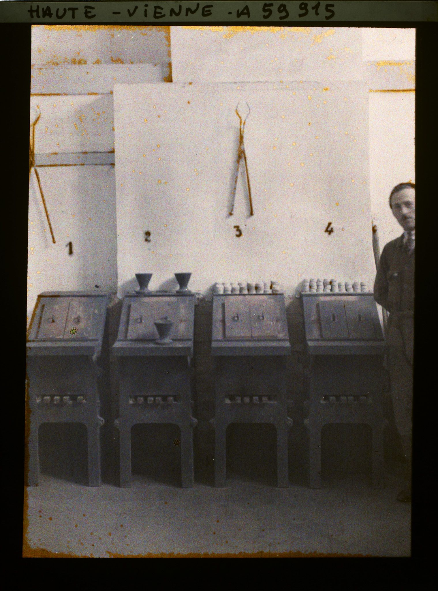 Image représentant La salle des fours du laboratoire, société Ciminor